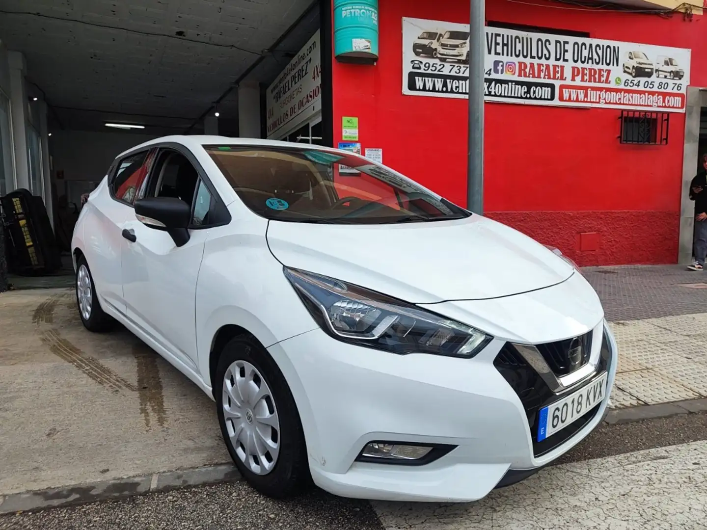 Nissan Micra 1.5dCi S&S Business 90 Blanc - 1