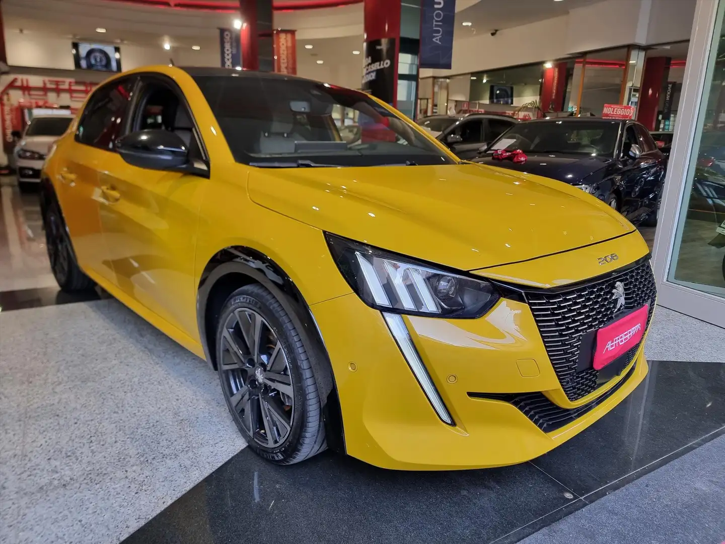 Peugeot 208 208 1.5 b.hdi 102 GT Pack TETTO PANORAMA NAVIG Giallo - 2
