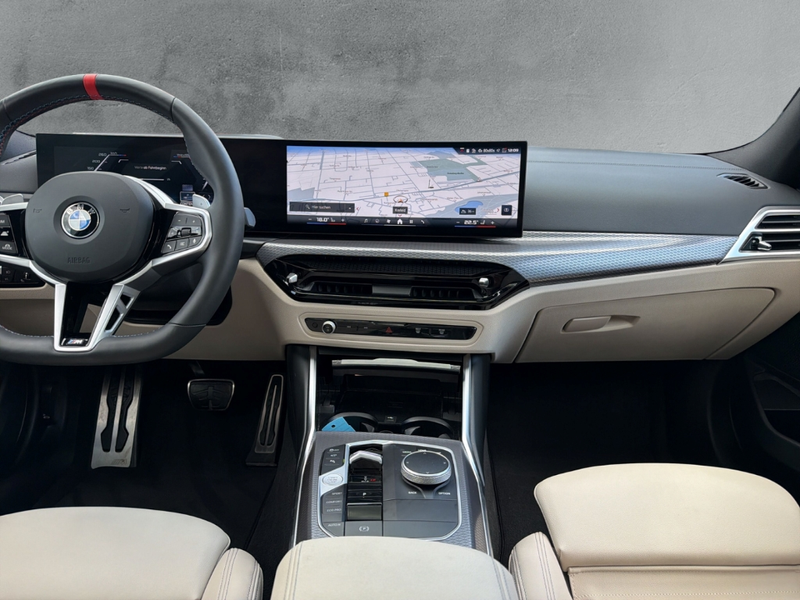 BMW 340 xDrive Touring Park-Assistent — photo 17