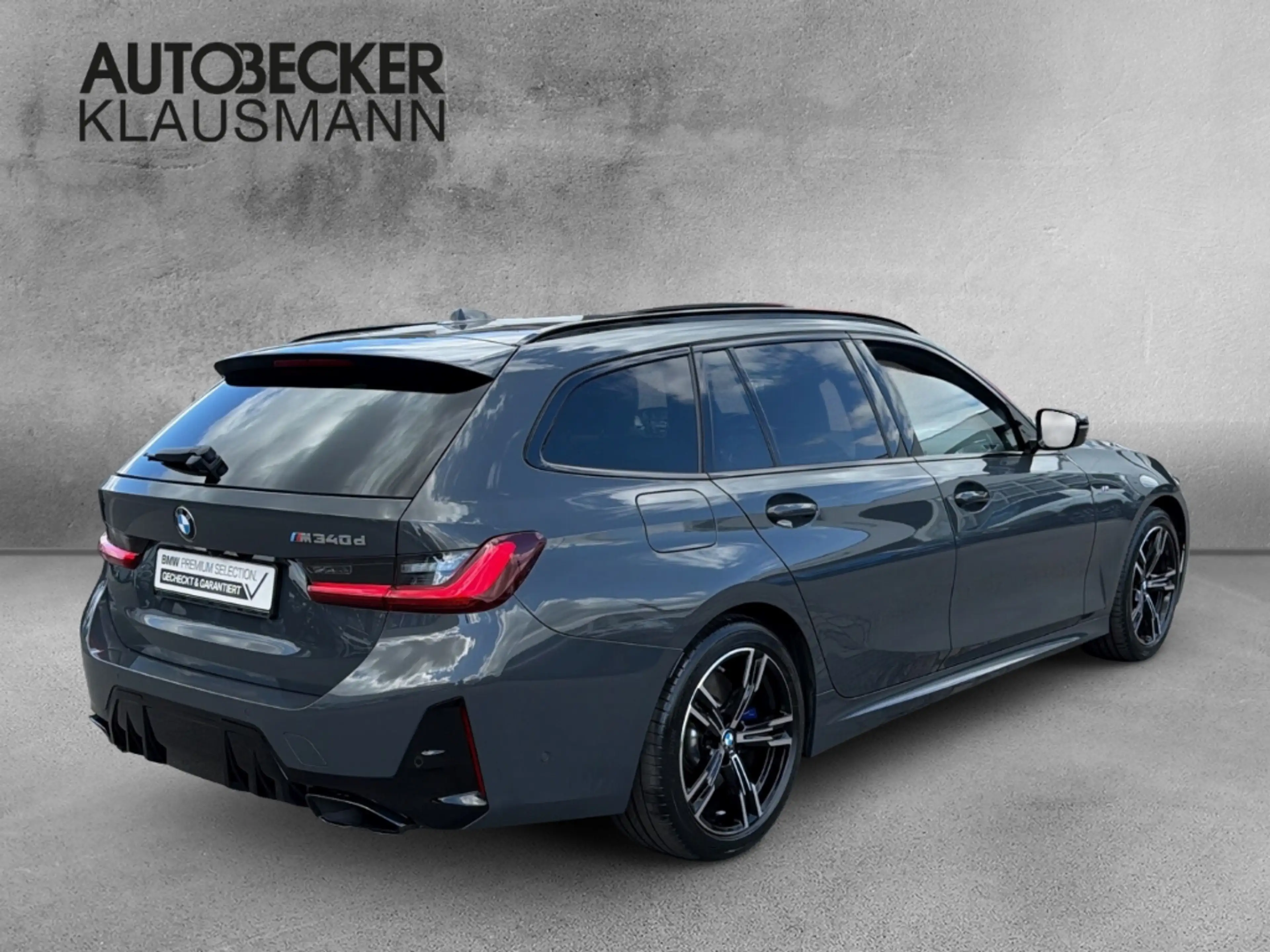 BMW 340 xDrive Touring Park-Assistent — photo 2