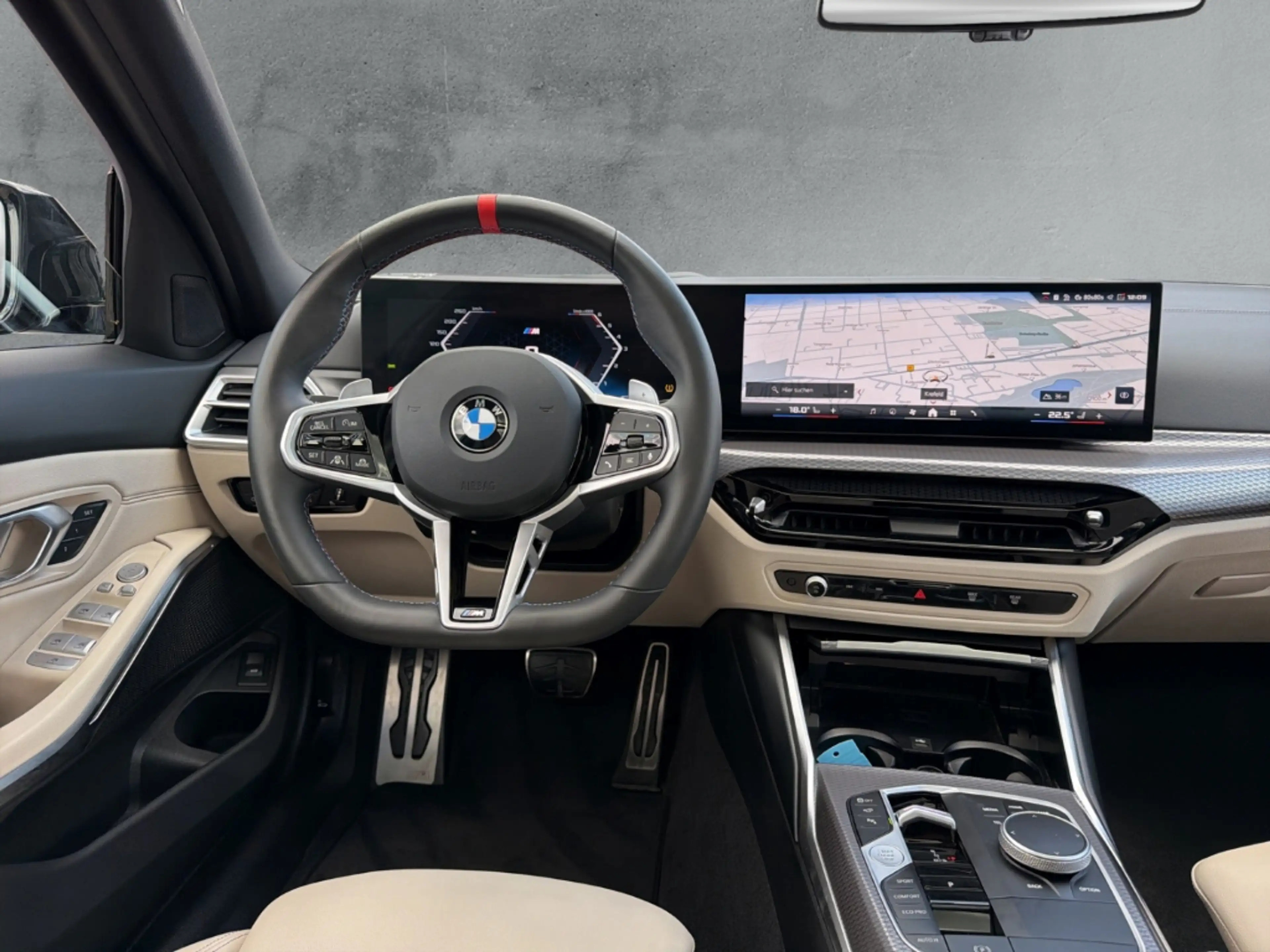 BMW 340 xDrive Touring Park-Assistent — photo 10