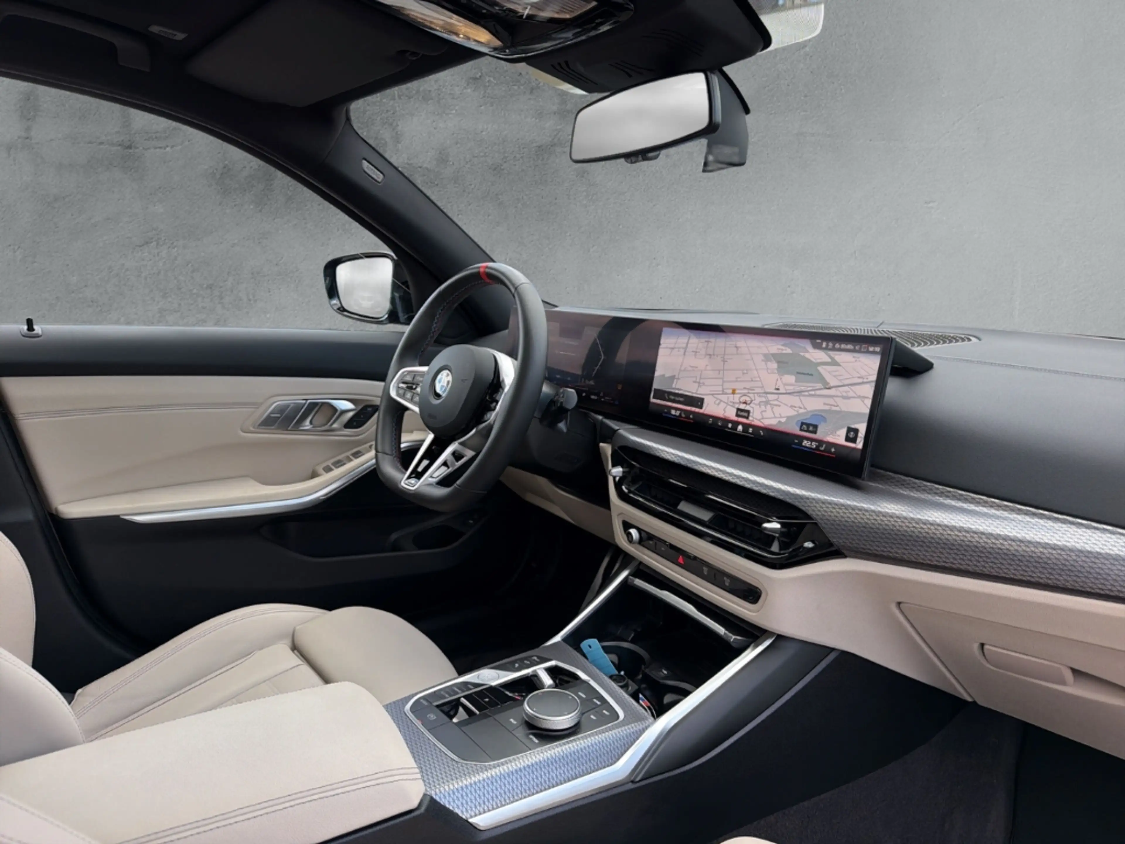 BMW 340 xDrive Touring Park-Assistent — photo 12
