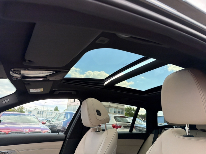 BMW 340 xDrive Touring Park-Assistent — photo 19