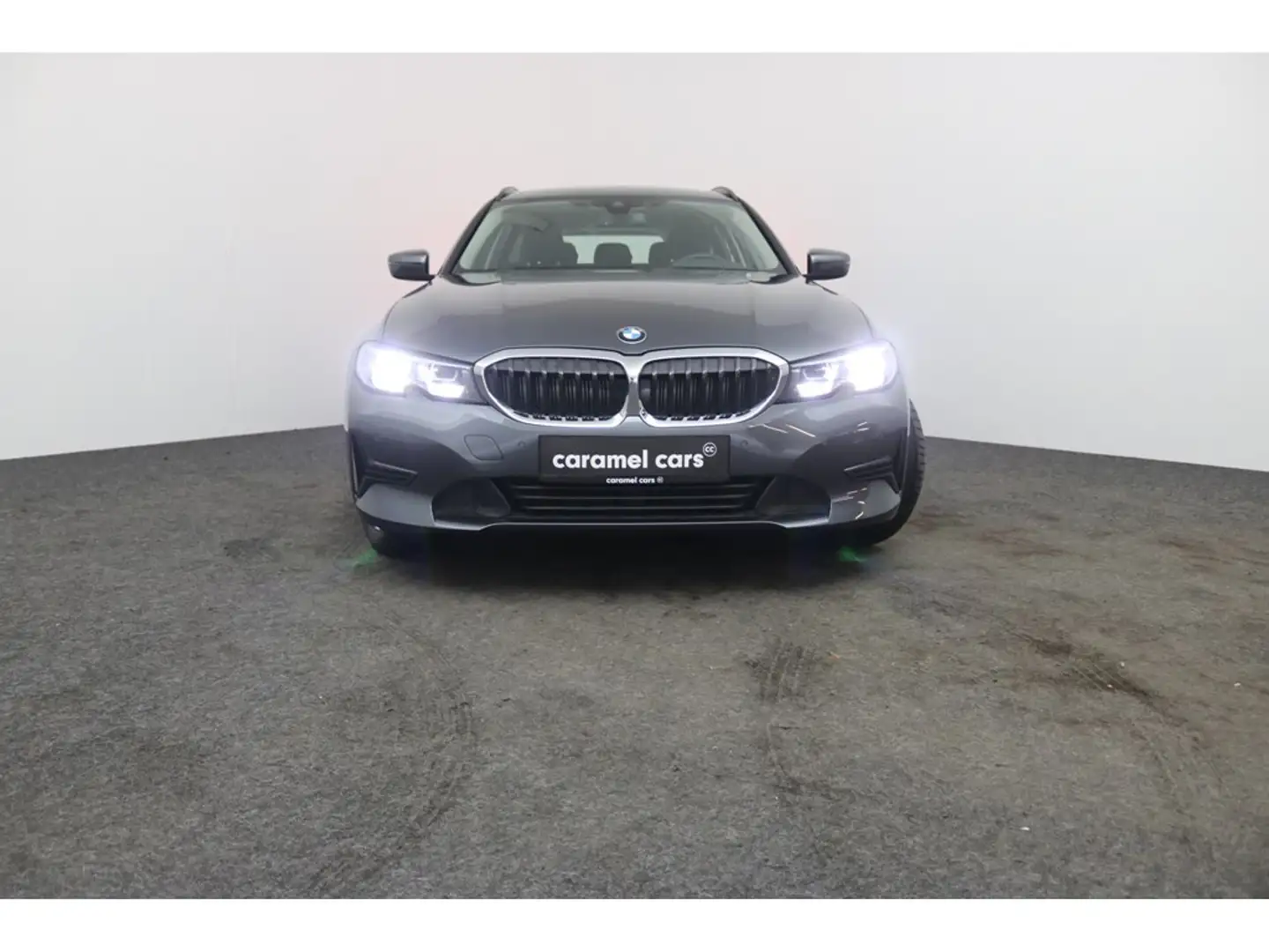 BMW 318 BREAK *BTW AFTREKBAAR*AUTOMAAT*SENSOREN*GPS*CARPLA Gris - 2