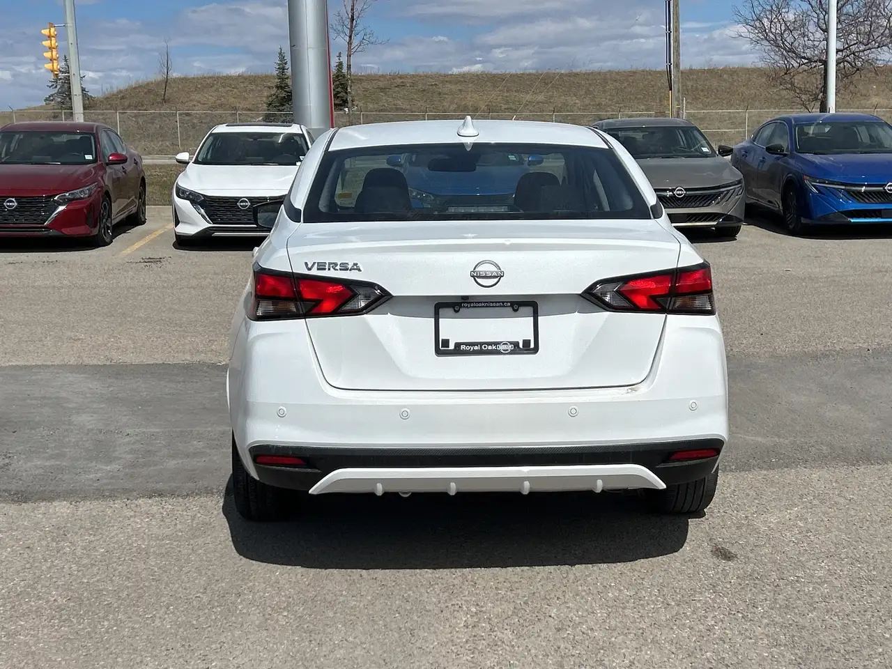 Nissan Versa снимка Nissan Versa