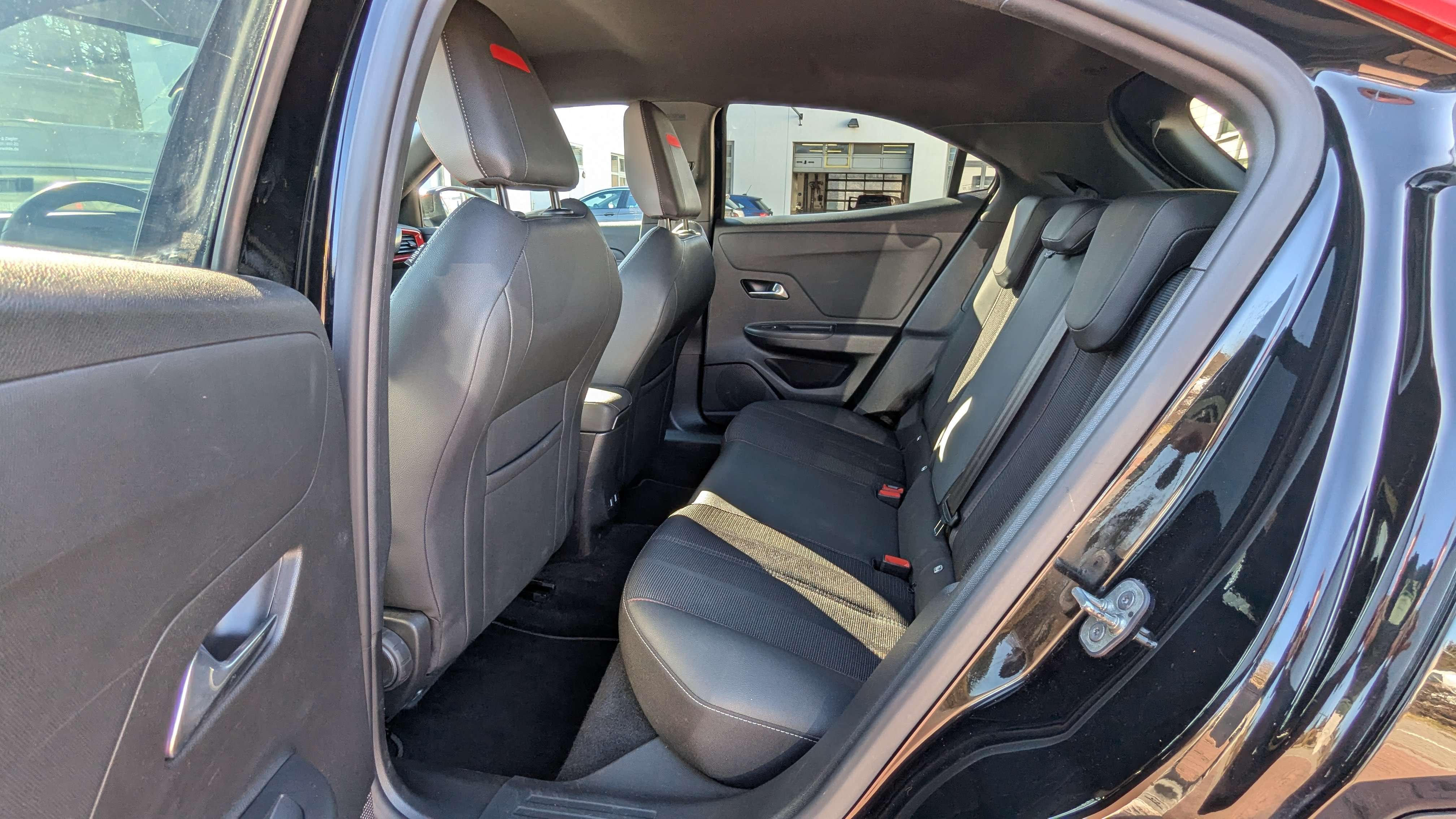 Opel Mokka E