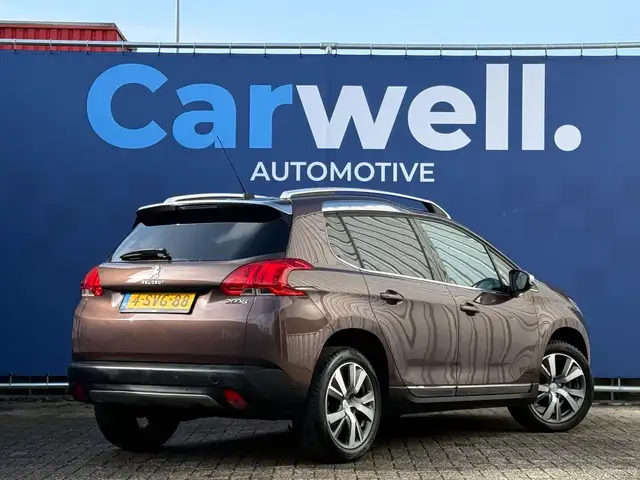 Peugeot 2008 view 6