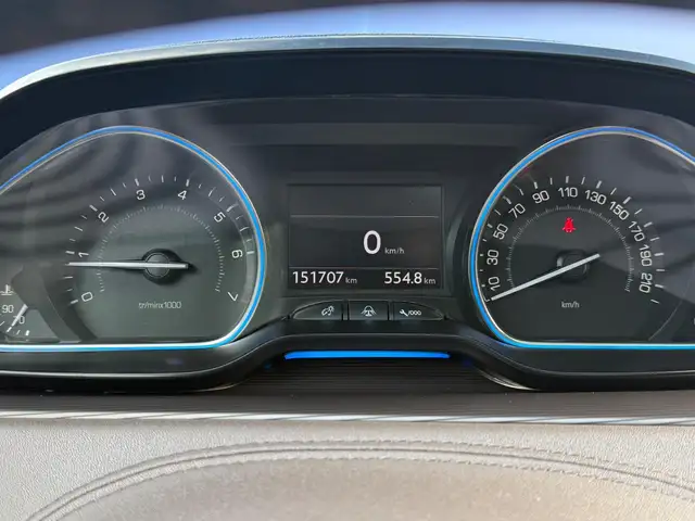 Peugeot 2008 view 7