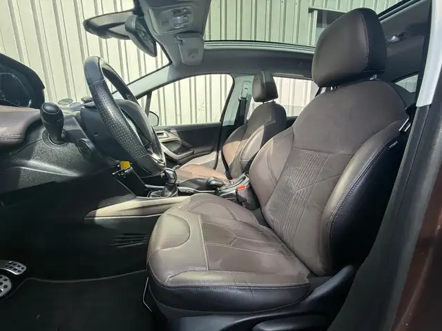 Peugeot 2008 view 8
