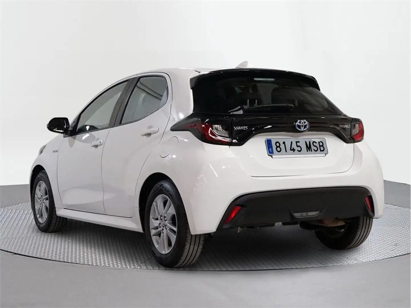 Toyota Yaris 120H 1.5 Business Plus - 2