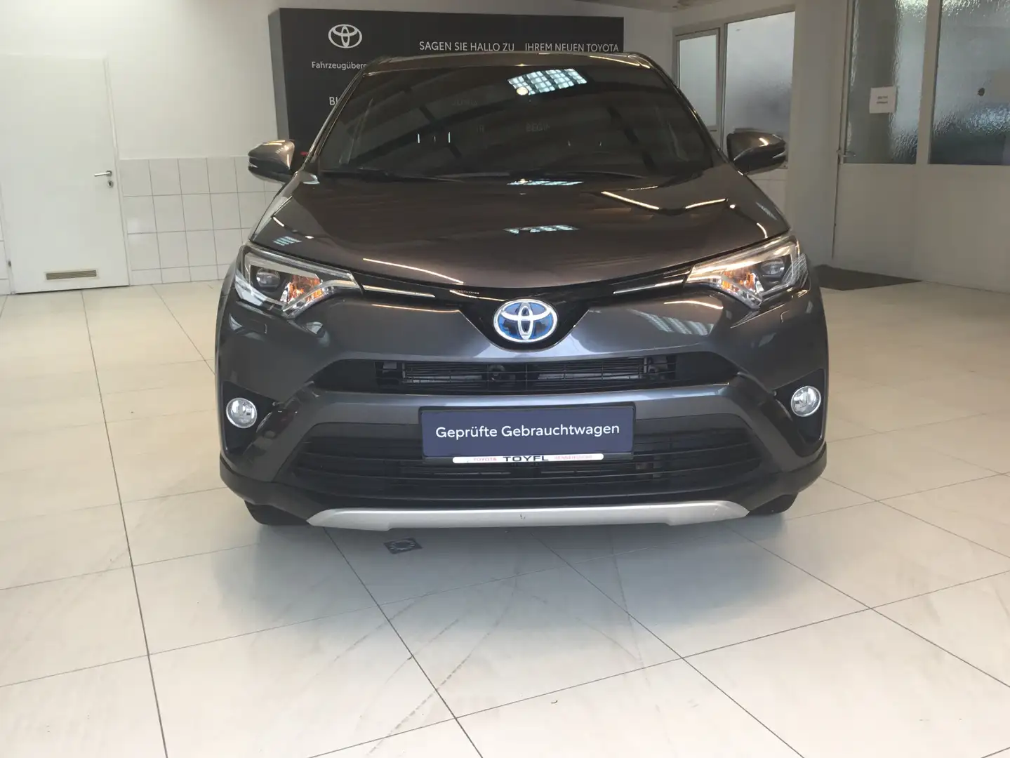 Toyota RAV 4 2,5HSD Lounge Gris - 2