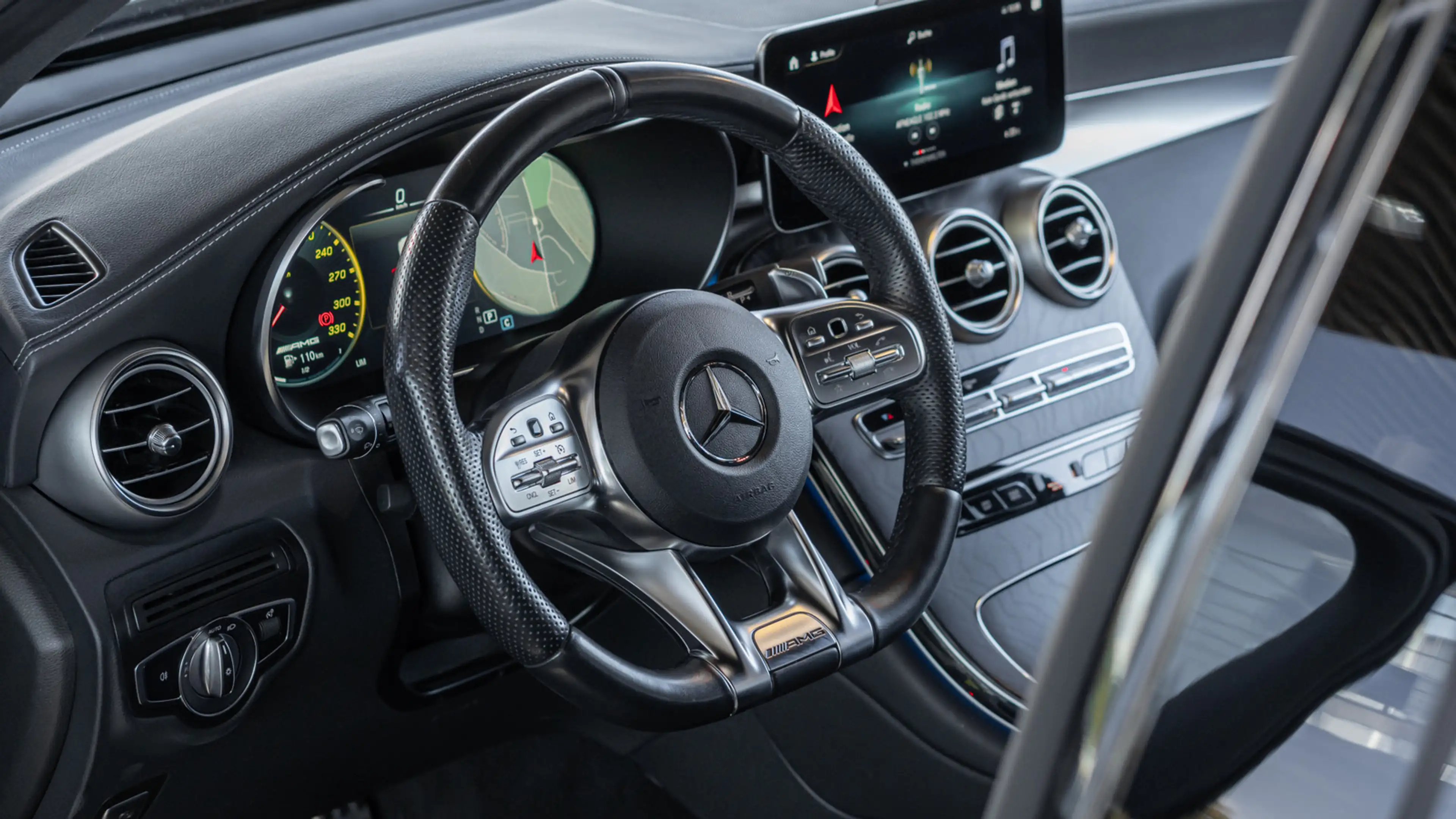 Mercedes-Benz GLC 63 AMG 4MATIC+ *1.HAND*KAMERA*MEMORY*TÜVNEU* — photo 13
