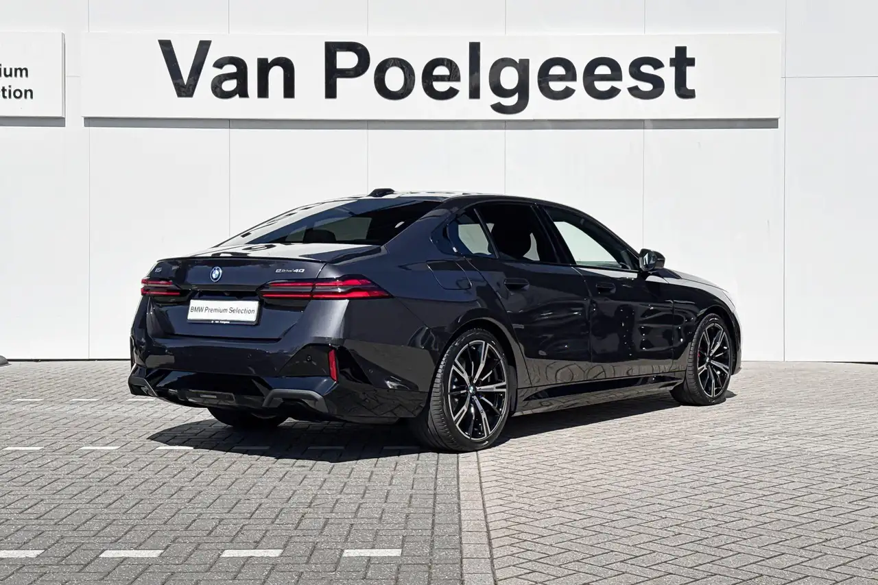 BMW i5 2026
