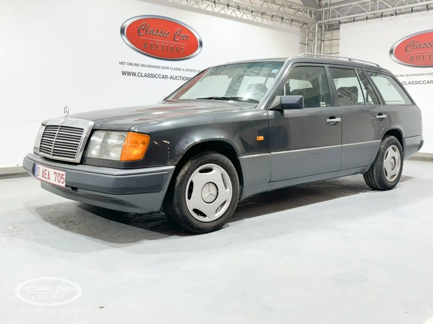 Mercedes-Benz 250 Combi  - ONLINE AUCTION Grijs - 1