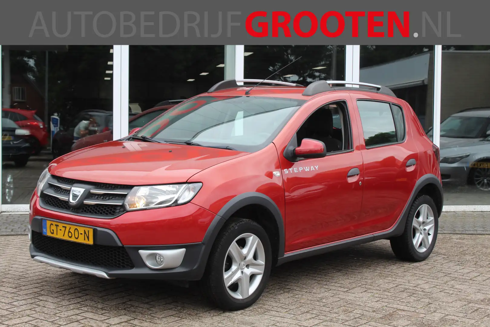 Dacia Sandero 0.9 TCe Stepway Lauréate//Navi//Airco//Trekhaak!! Rood - 1