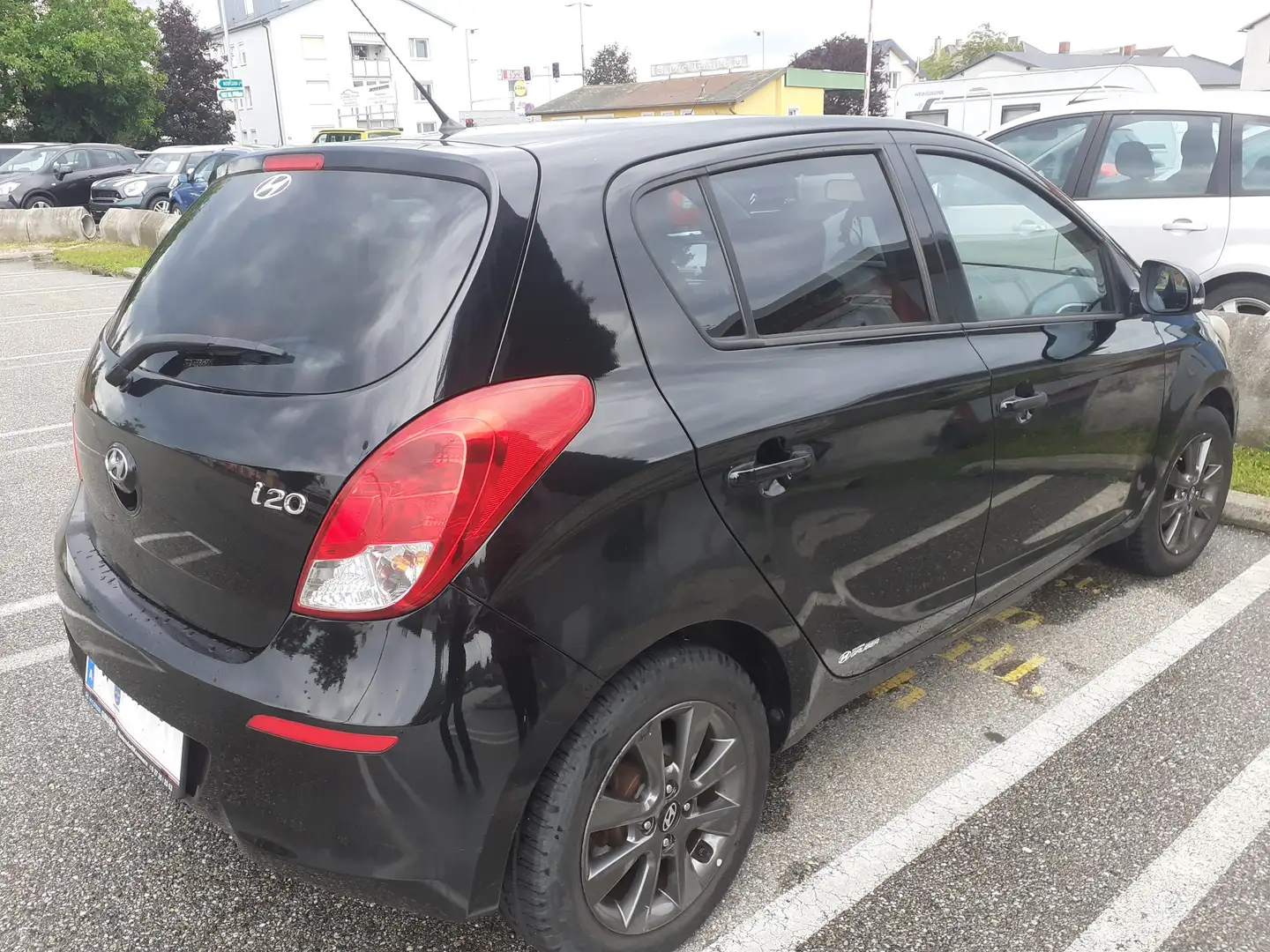 Hyundai i20 Classic EURO 5 Schwarz - 2