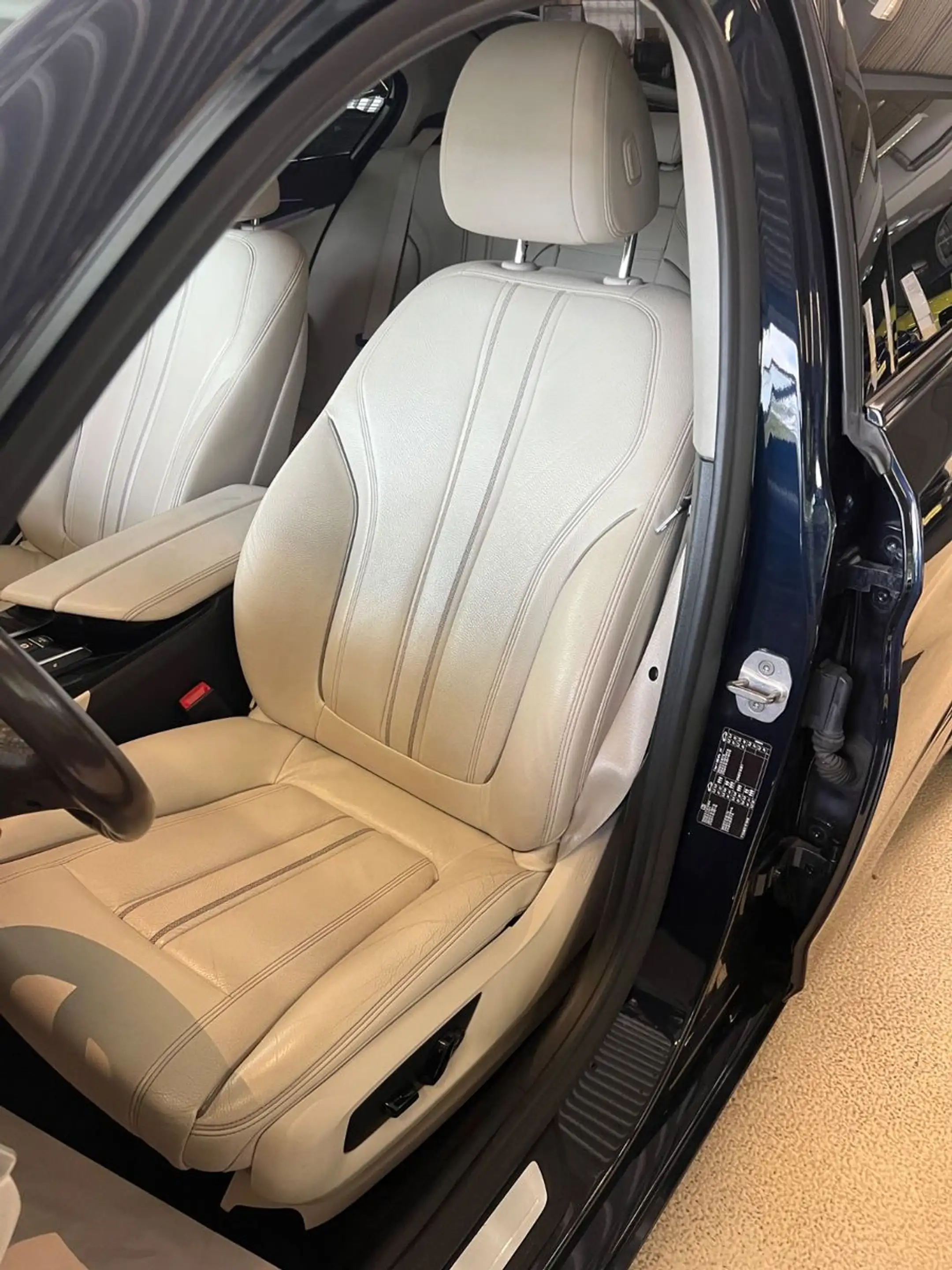 BMW 525 d Lim. Luxury Line * SCHIEBEDACH *AMBIENTE* — photo 13