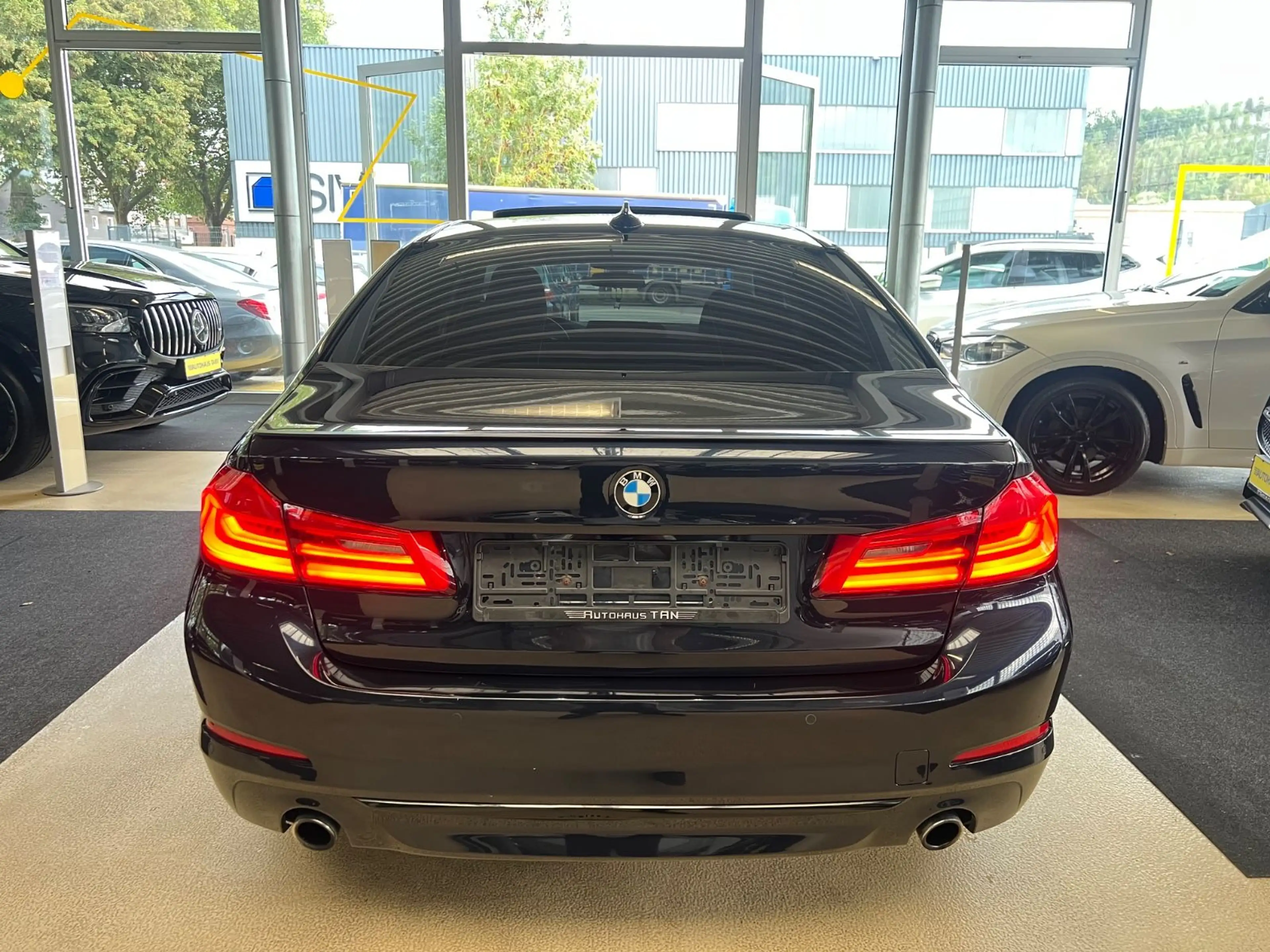 BMW 525 d Lim. Luxury Line * SCHIEBEDACH *AMBIENTE* — photo 6