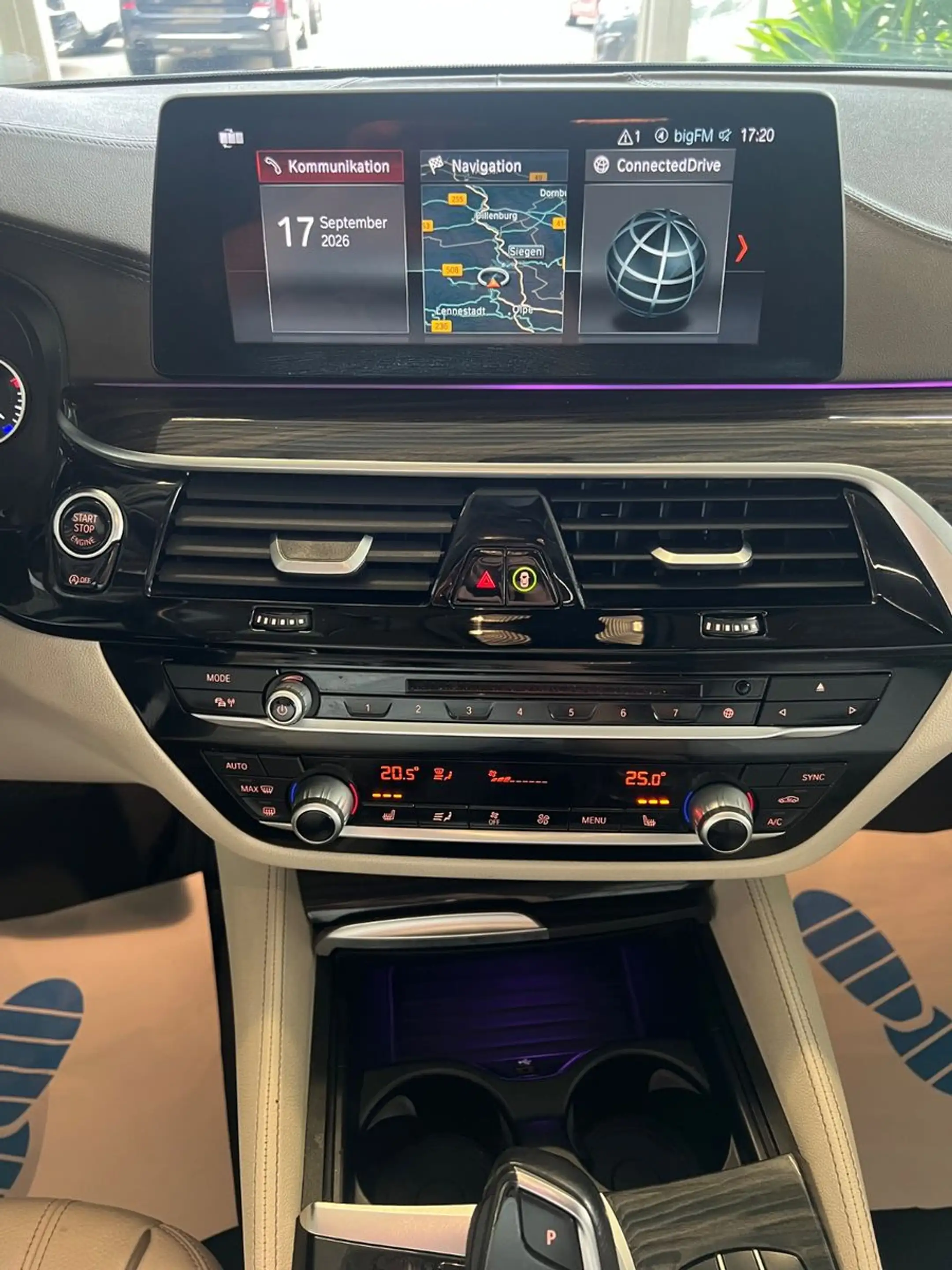 BMW 525 d Lim. Luxury Line * SCHIEBEDACH *AMBIENTE* — photo 15