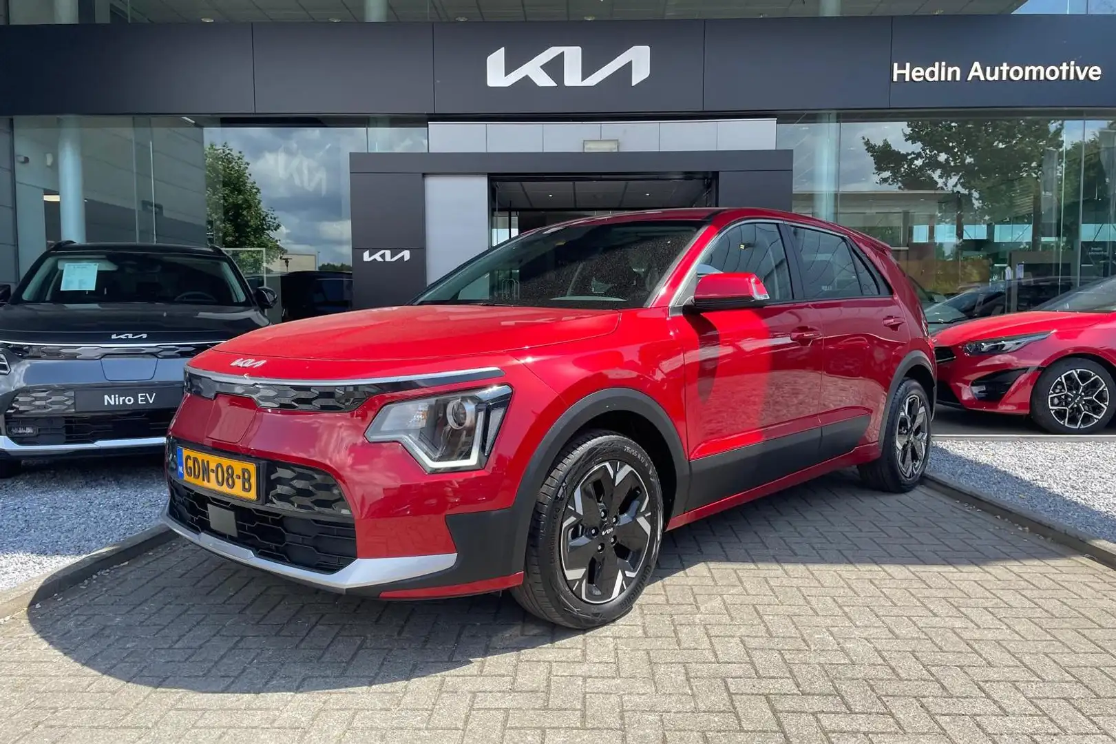 Kia e-Niro EV Light Edition 64.8 kWh NAVIGATIE | CAMERA | APP Rood - 2