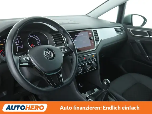 Volkswagen Golf view 11