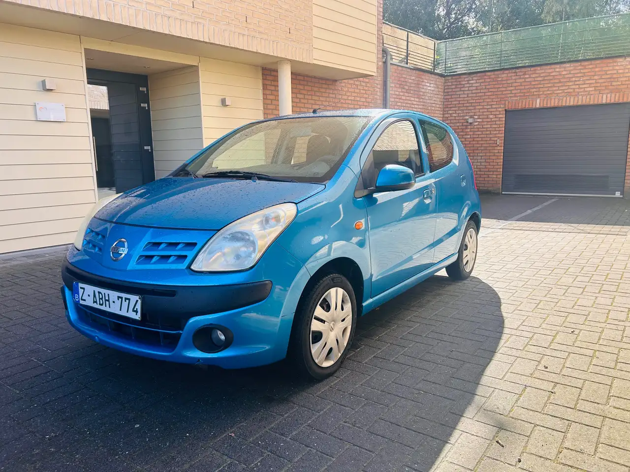 Nissan Pixo
