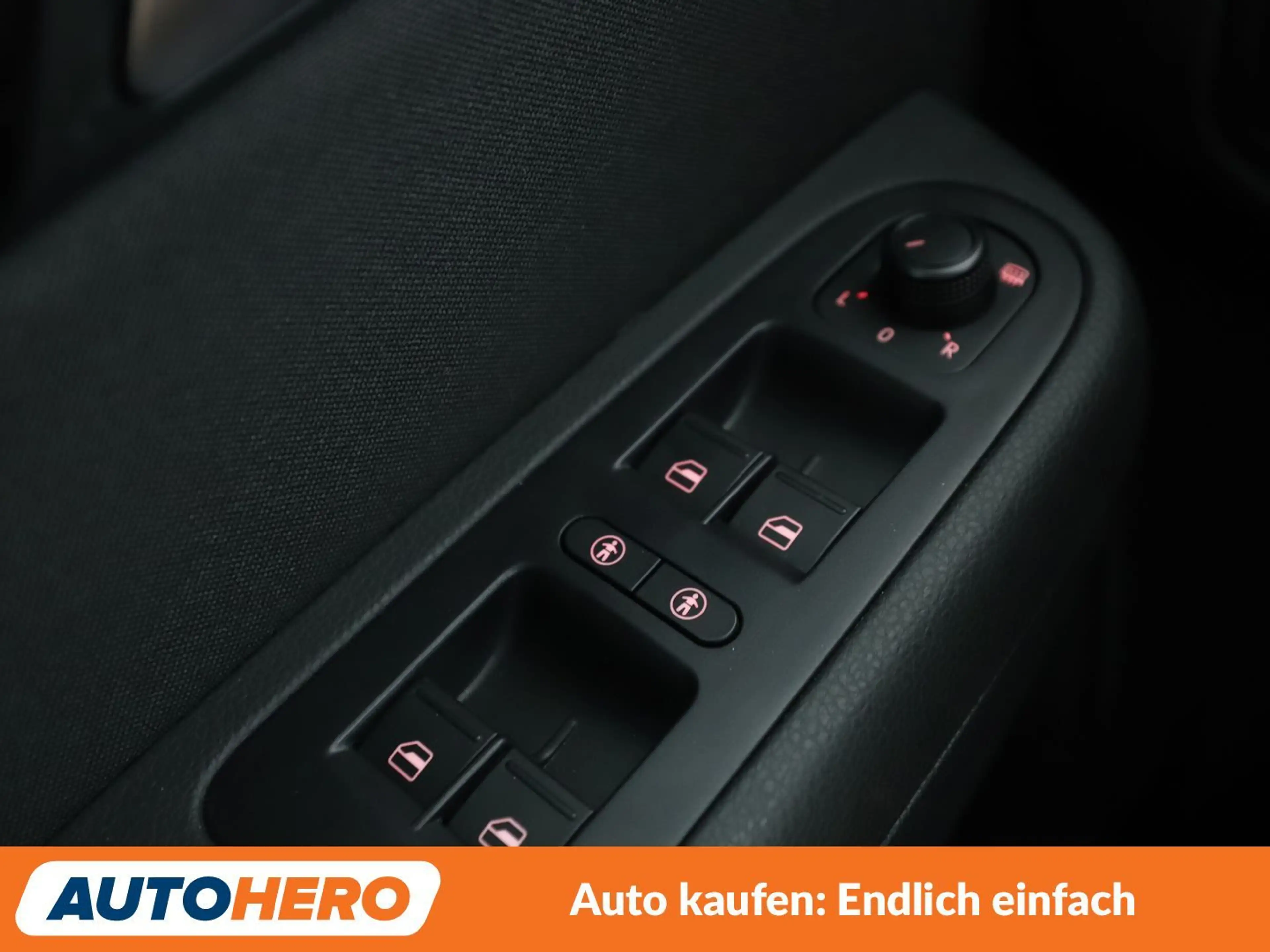 SEAT Alhambra 2.0 TDI Style Aut*7-SITZER*NAVI*XENON*TEMPO*CAM* — photo 24