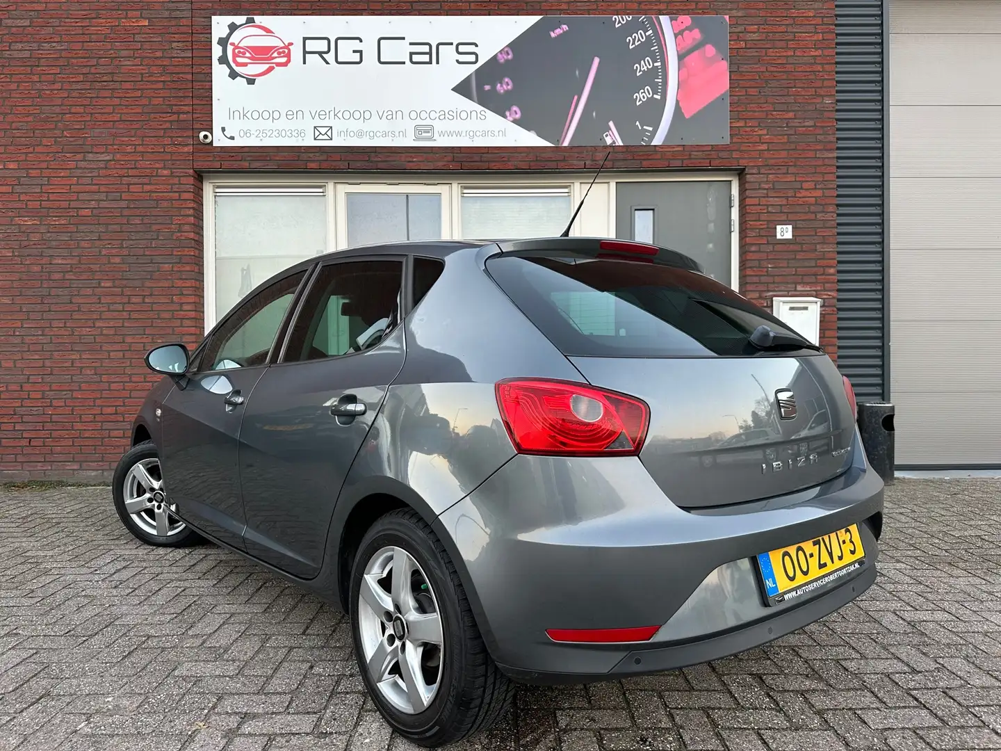 SEAT Ibiza 1.2 TSI Style / 1e eig / PDC / Cruise / Airco / NA Gris - 2