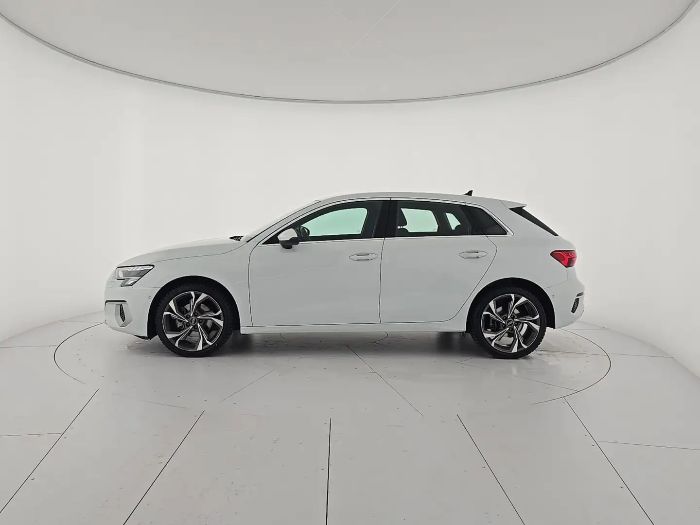 Audi A3 SPB 35 TFSI S tronic Business Advanced Bianco - 2