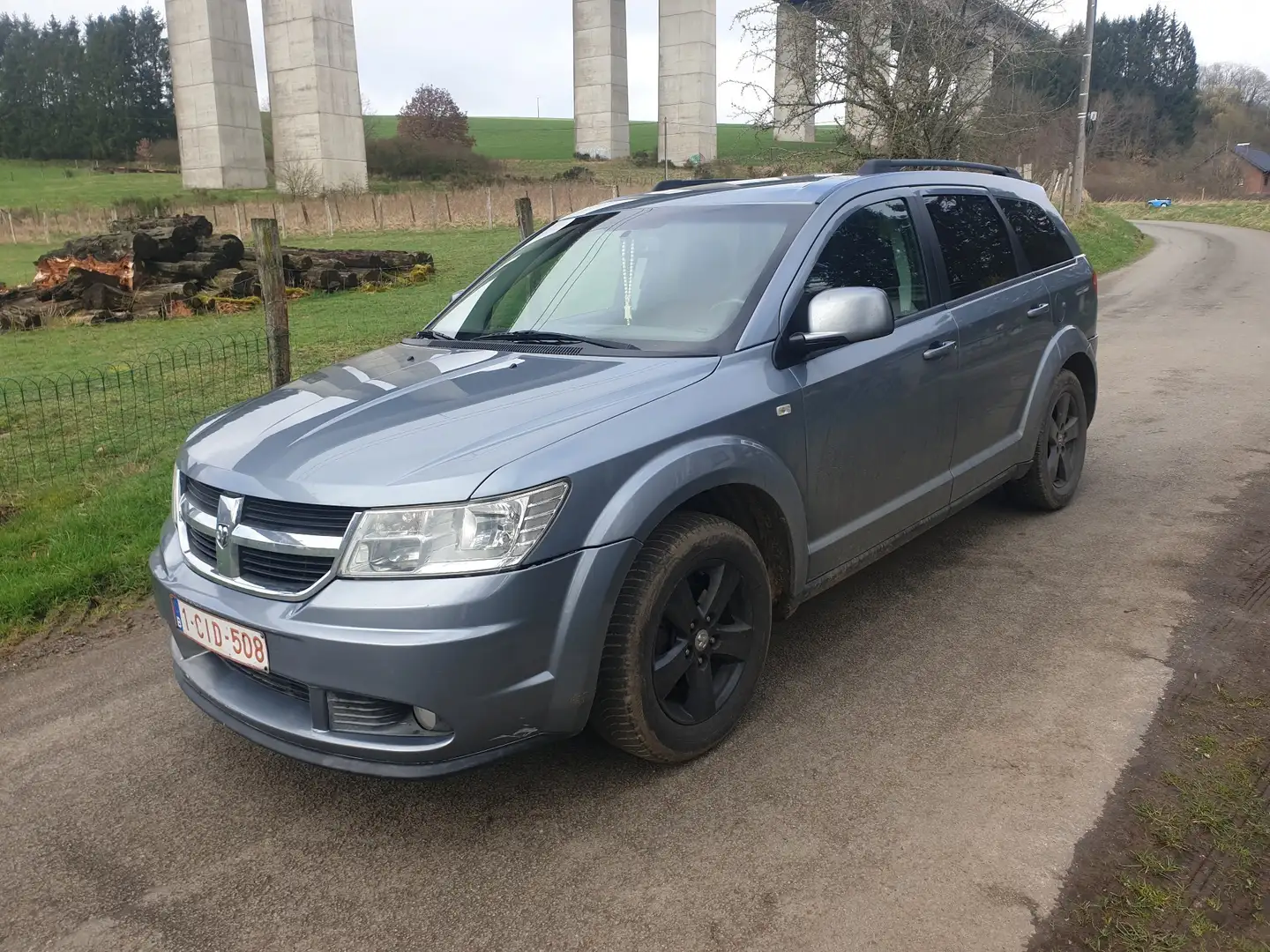 Dodge Journey 2.0 CRD Cool Family Gris - 1