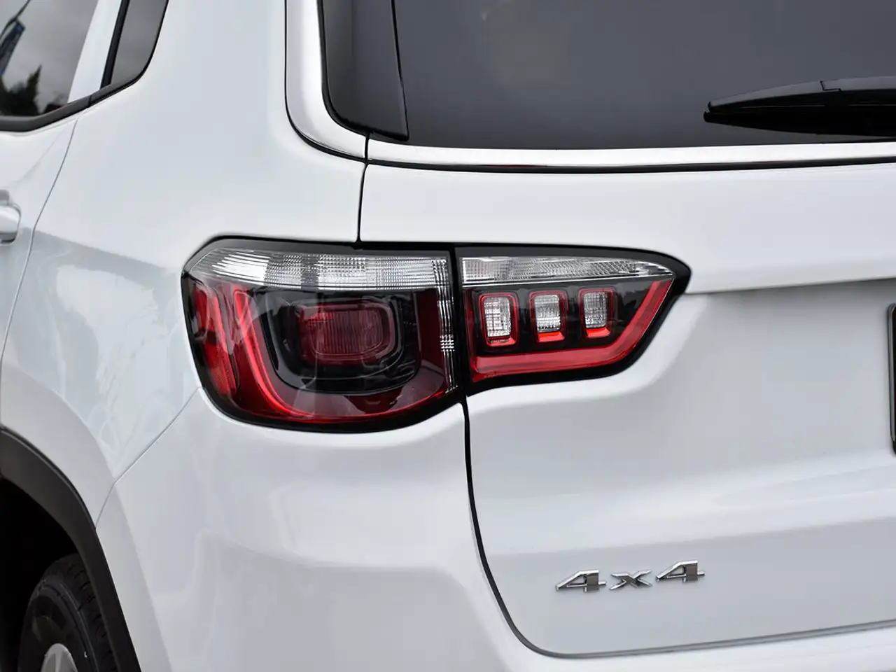 Jeep Compass снимка Jeep Compass