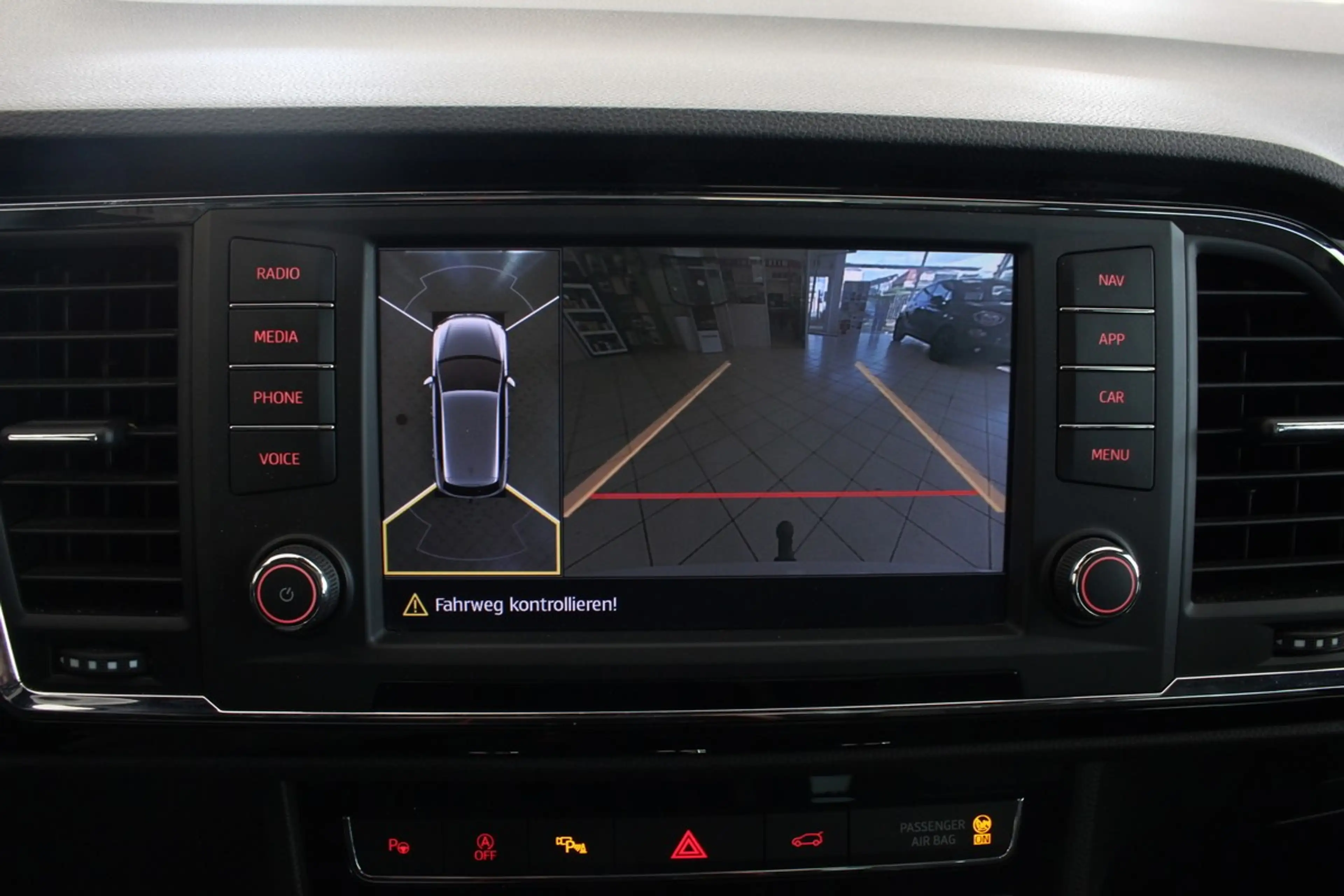 SEAT Ateca 2.0 TDI Xcellence 4Drive Pano.360°Kamera — photo 11