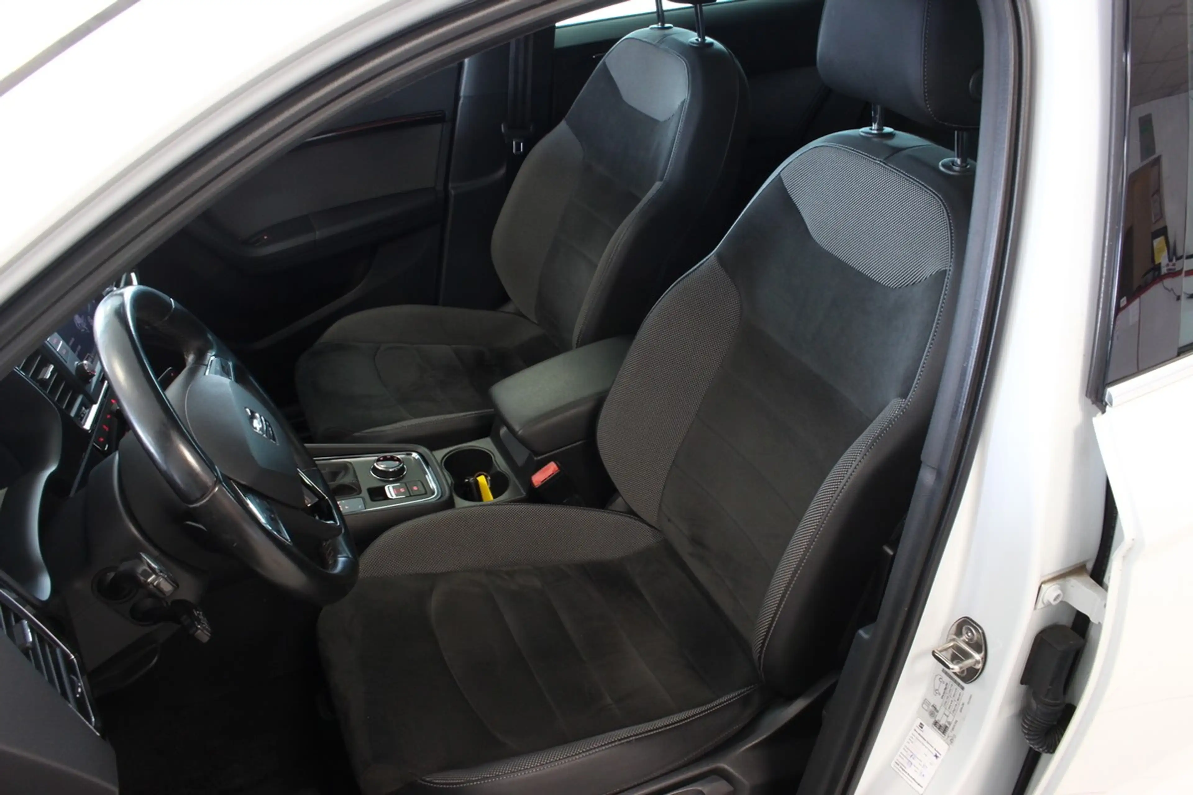 SEAT Ateca 2.0 TDI Xcellence 4Drive Pano.360°Kamera — photo 10