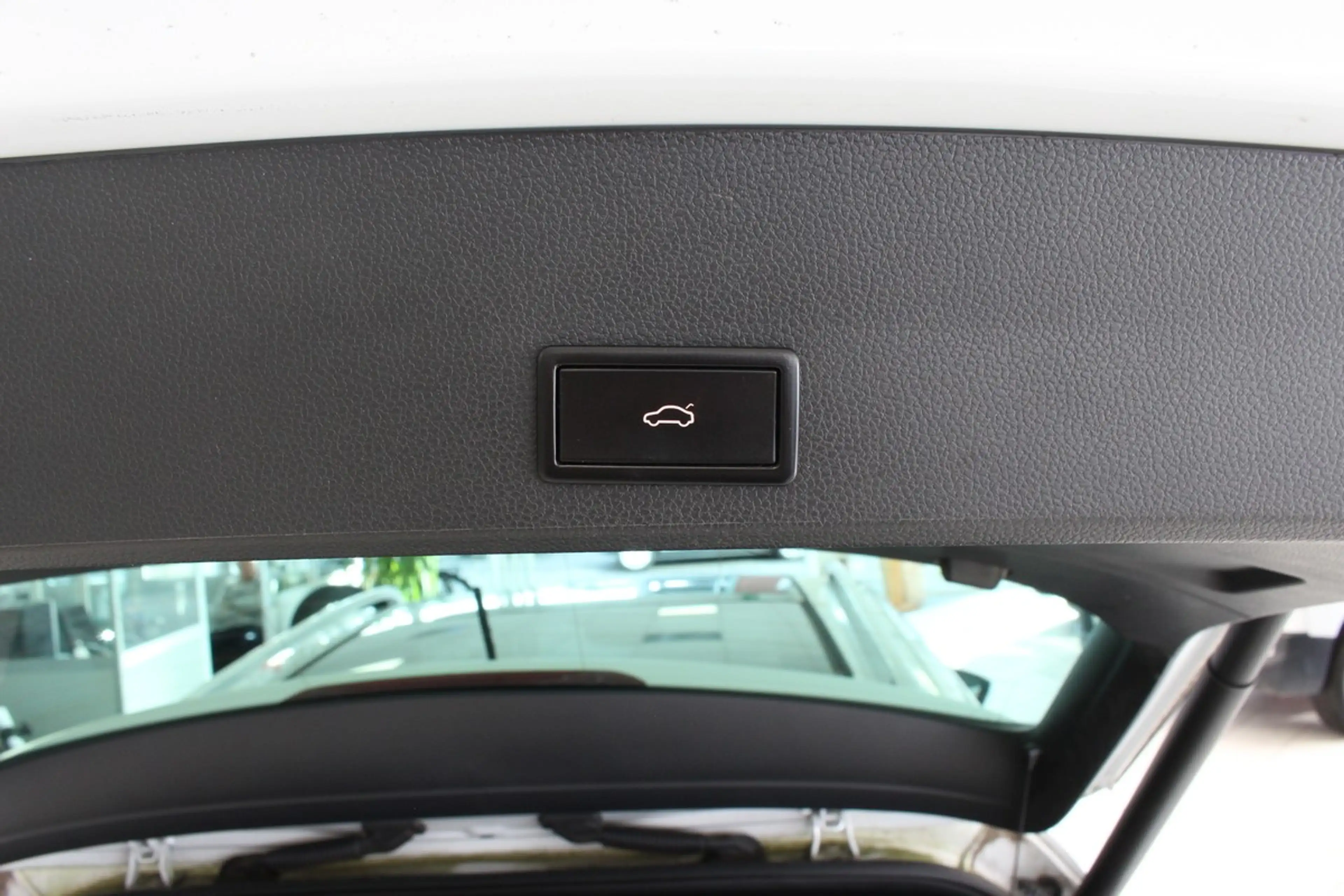 SEAT Ateca 2.0 TDI Xcellence 4Drive Pano.360°Kamera — photo 15