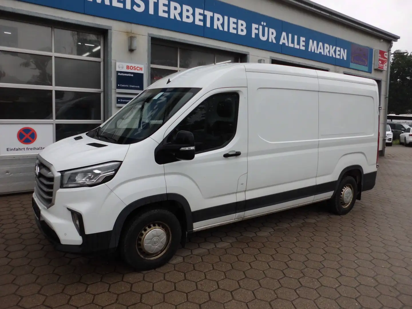 Maxus Deliver 9 Deliver Weiß - 1