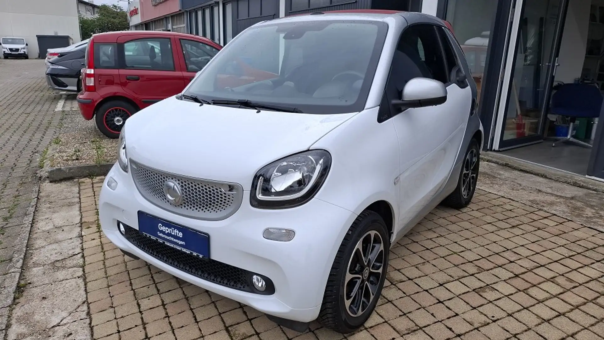 smart forTwo Cabrio 0.9 Turbo passion White - 1