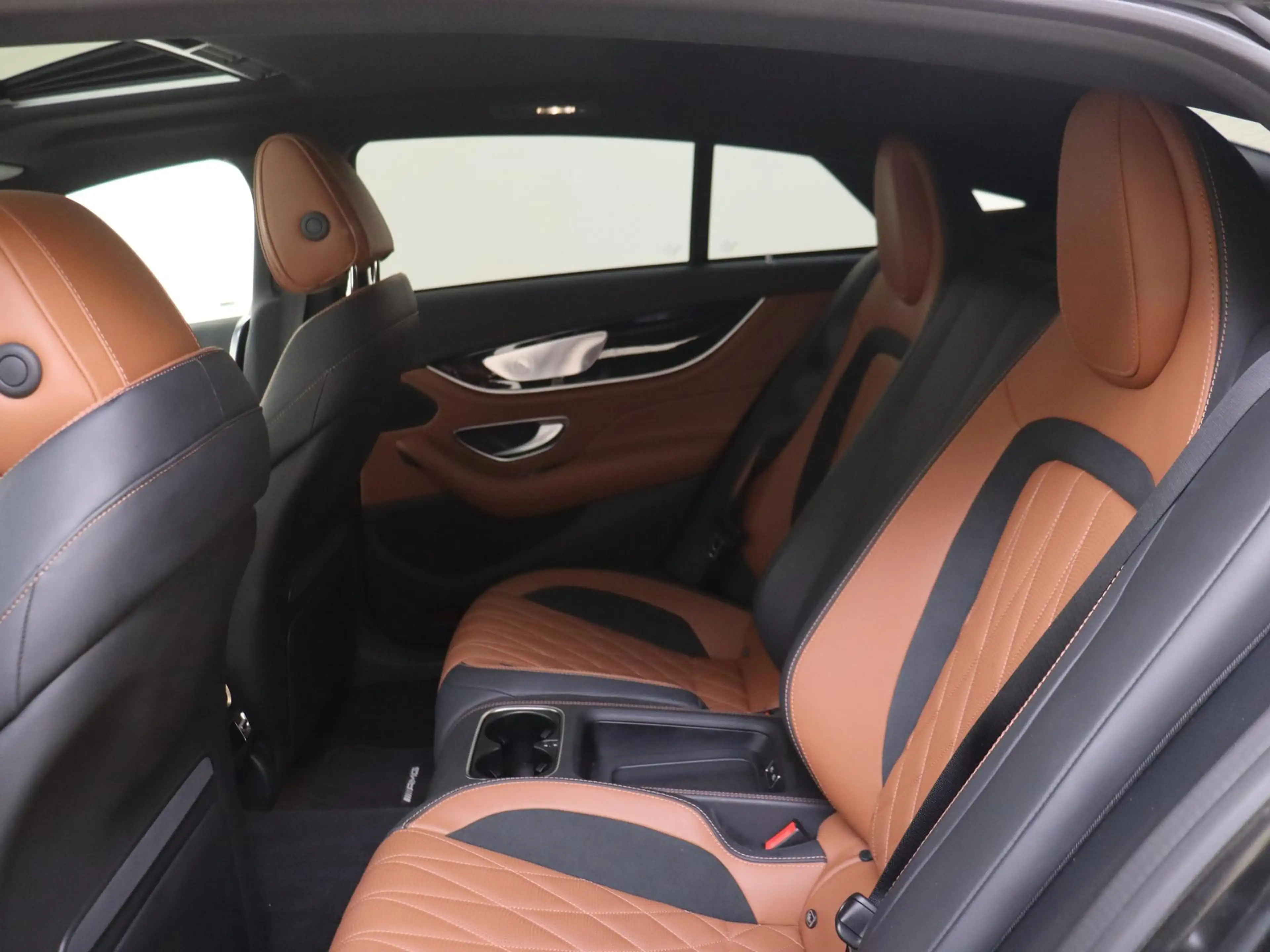 Mercedes-Benz AMG GT 4-Door Coupe AMG 43 4MATIC+ Premium Plus MANUFAKTU — photo 4