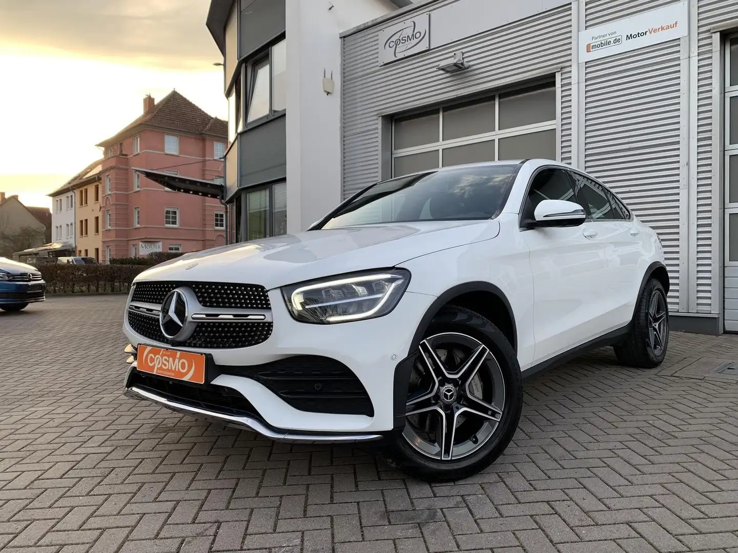 Mercedes-Benz GLC 200 AMG-Line Coupe 4MATIC Airmatic+360*+DAB Beyaz - 1
