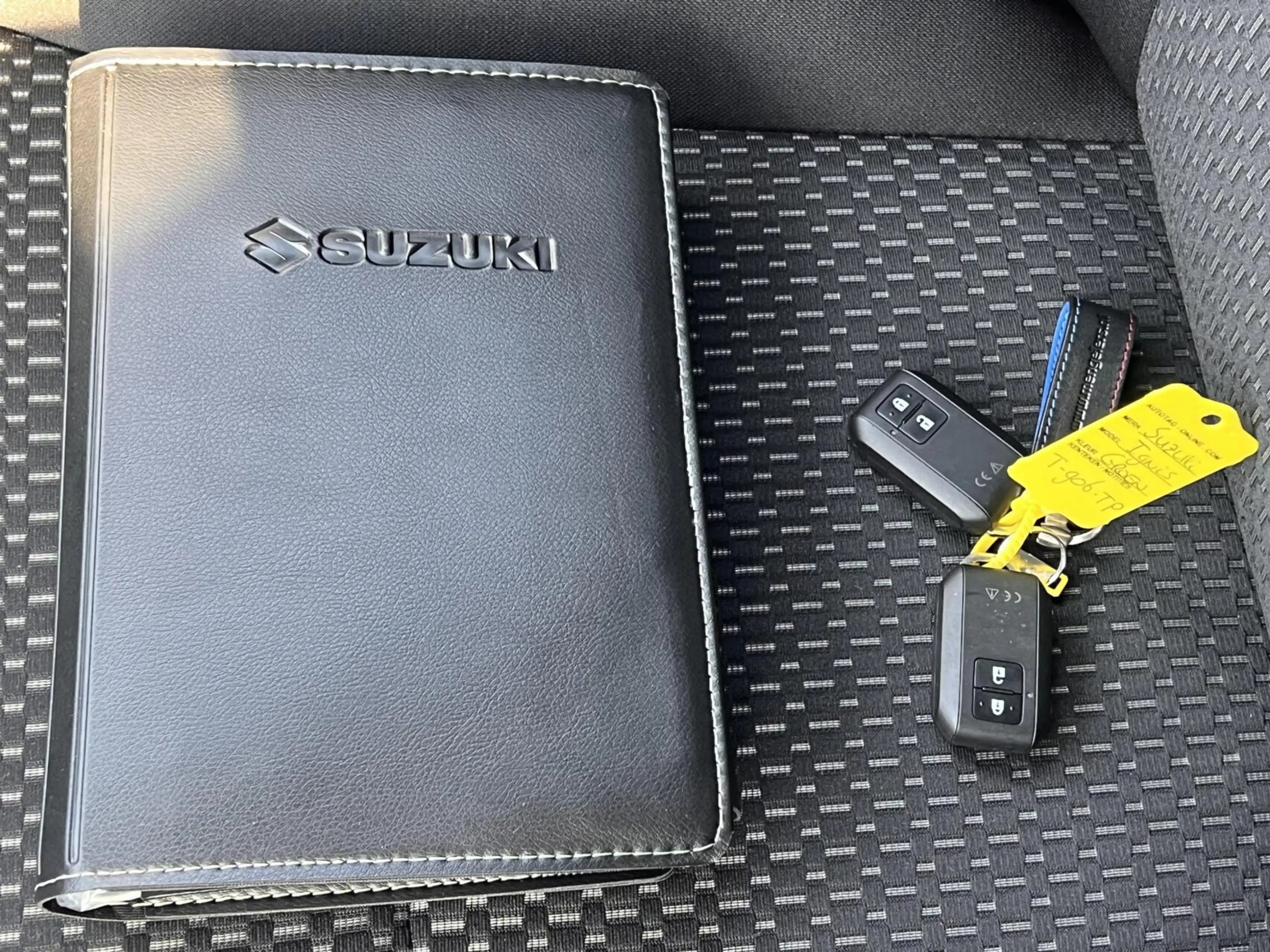 Suzuki Ignis 1.2 Smart Hybrid Style Airco Clima Cruise NAP — photo 36