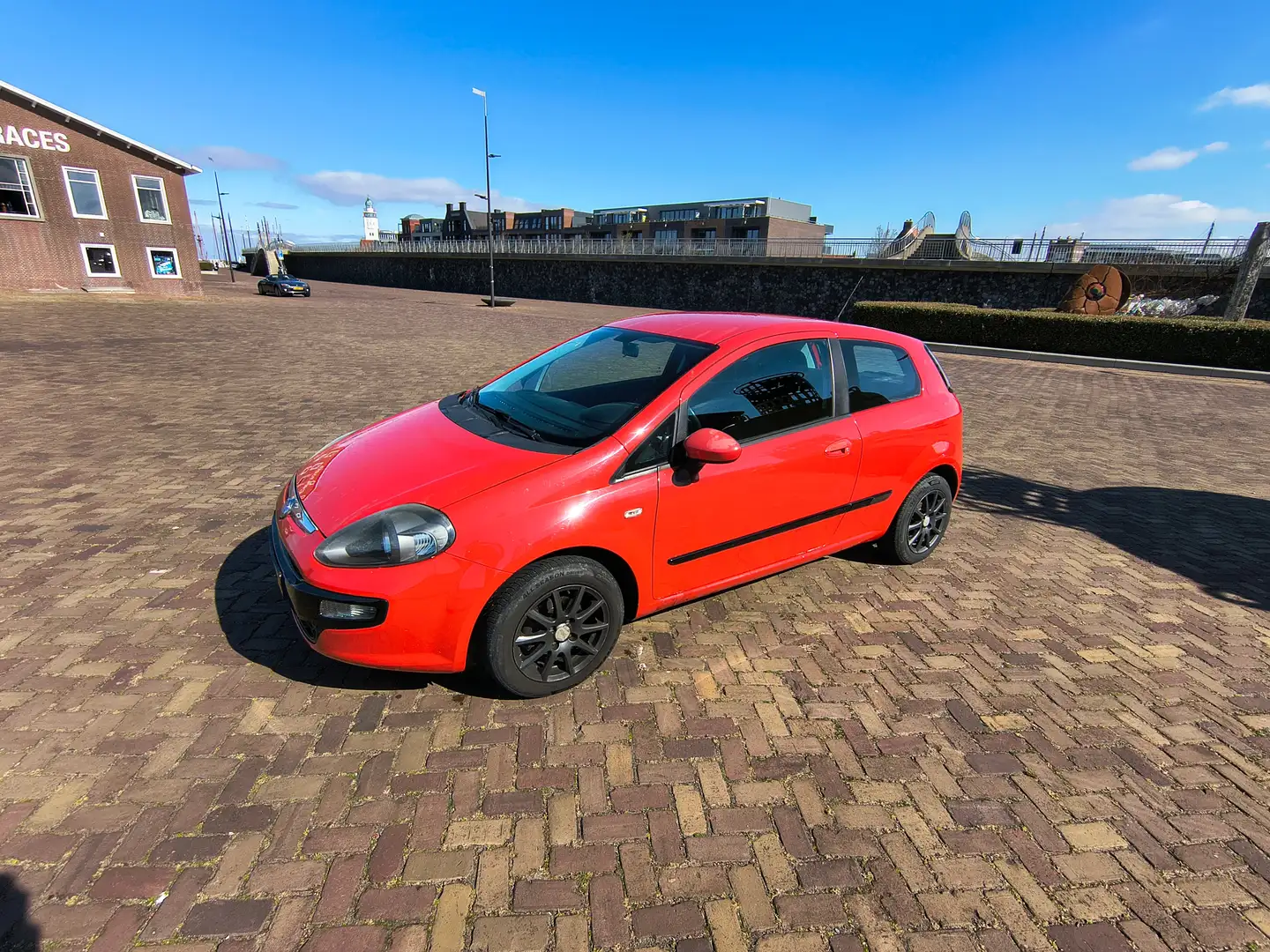 Fiat Punto Punto 1.2 Pop Rood - 1