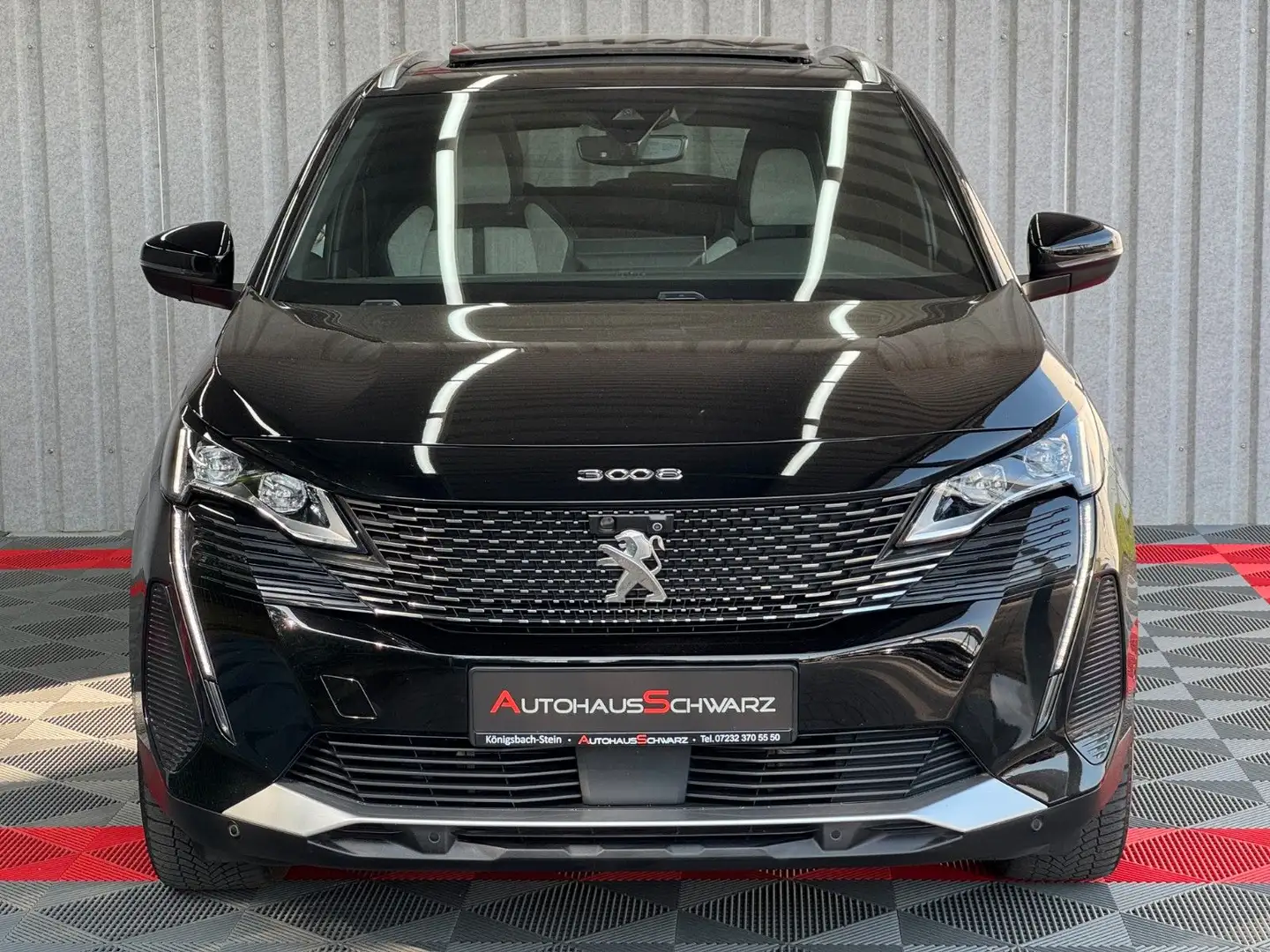 Peugeot 3008 Hybrid4 300 GT Pano 360 ACC VirtCock Night Zwart - 2
