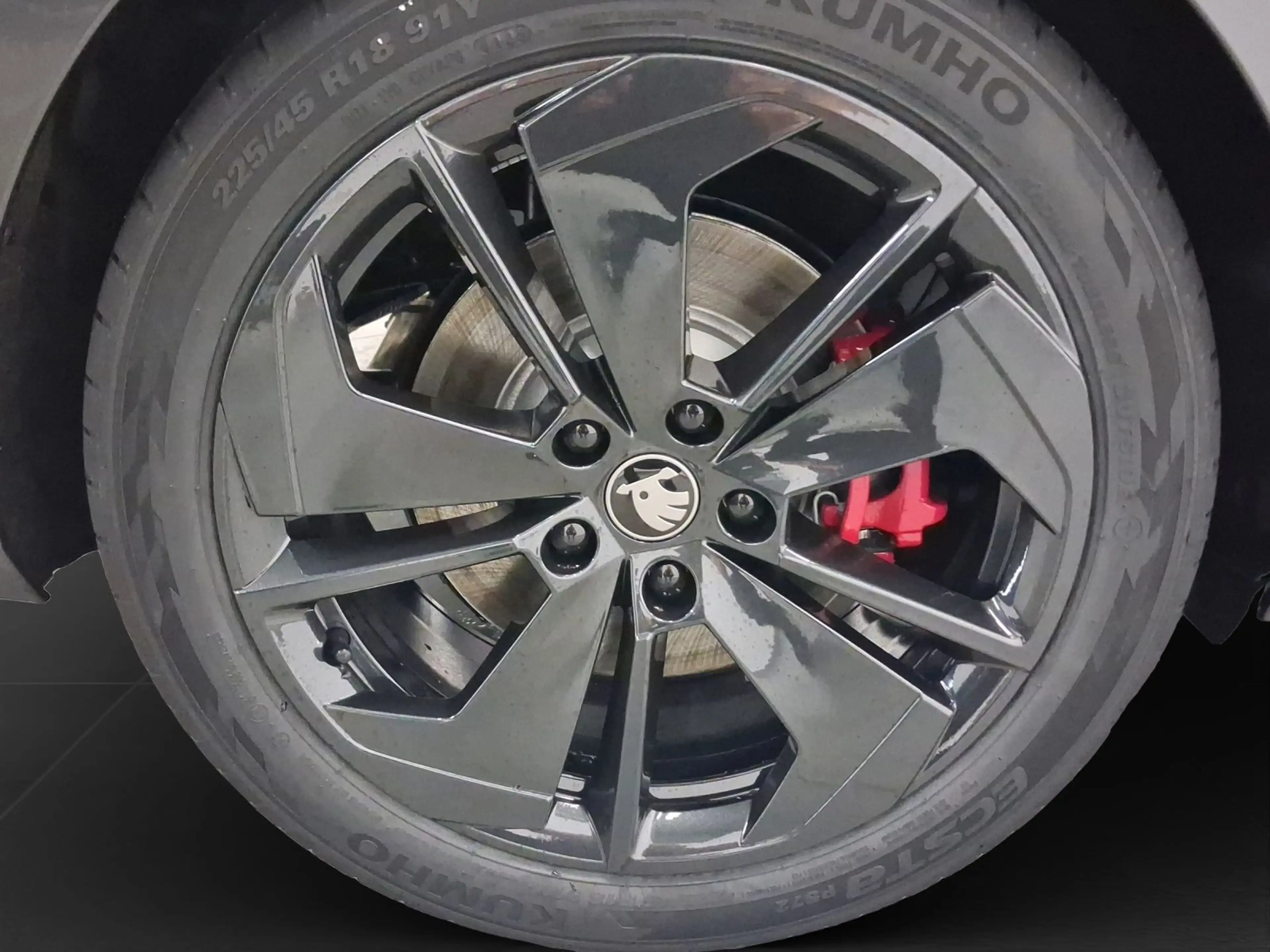 Skoda Octavia Combi RS TSI DSG INDIVIDUAL TITAN GREY A — photo 7
