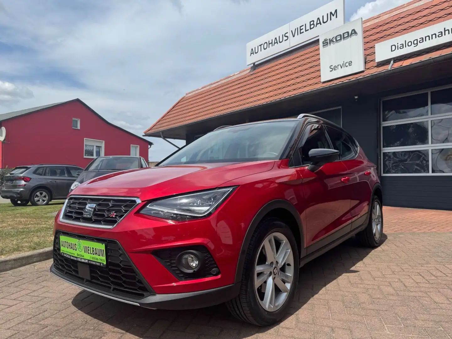 SEAT Arona FR 110kw LED-Kamera-Navi-Sitzh. Rot - 1