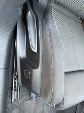Audi A6 view 28