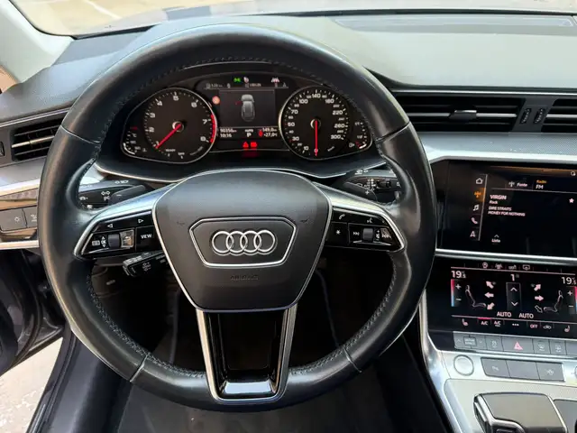 Audi A6 view 15