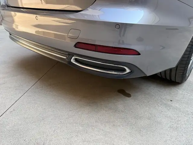 Audi A6 view 10