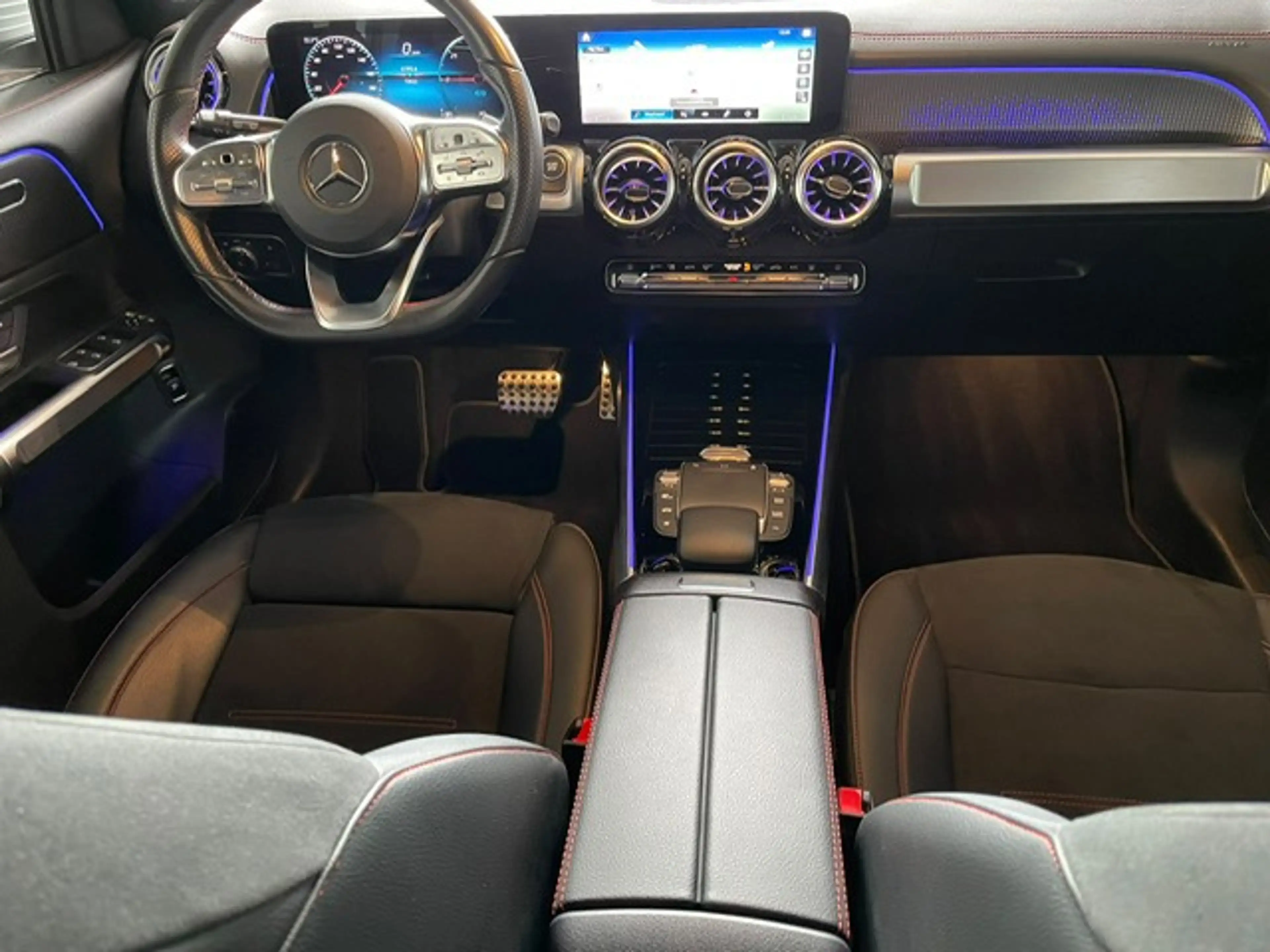 Mercedes-Benz EQB 300 4MATIC PANO LED NAVI CAMERA — photo 9