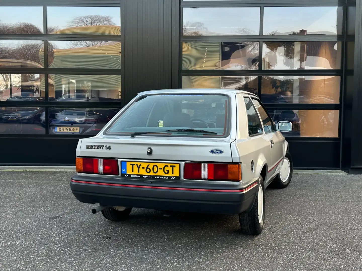 Ford Escort 1.4 CL 1989 Nette Staat APK Šedá - 2