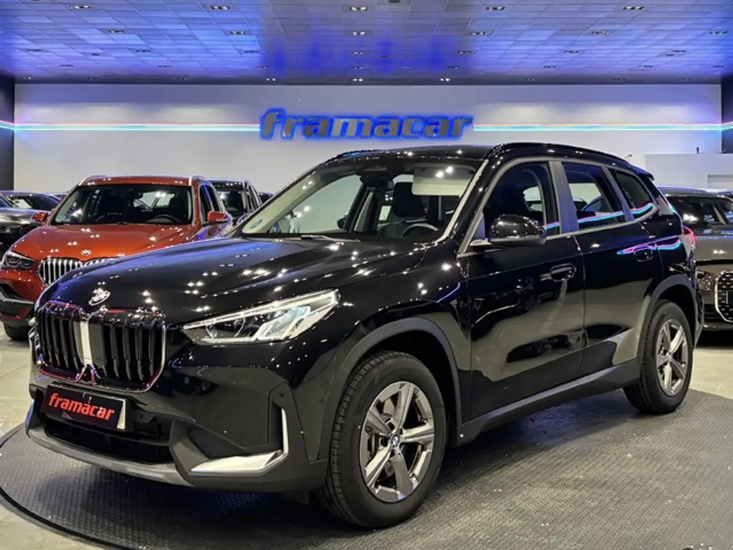 BMW X1 sDrive 20iA Negro - 1