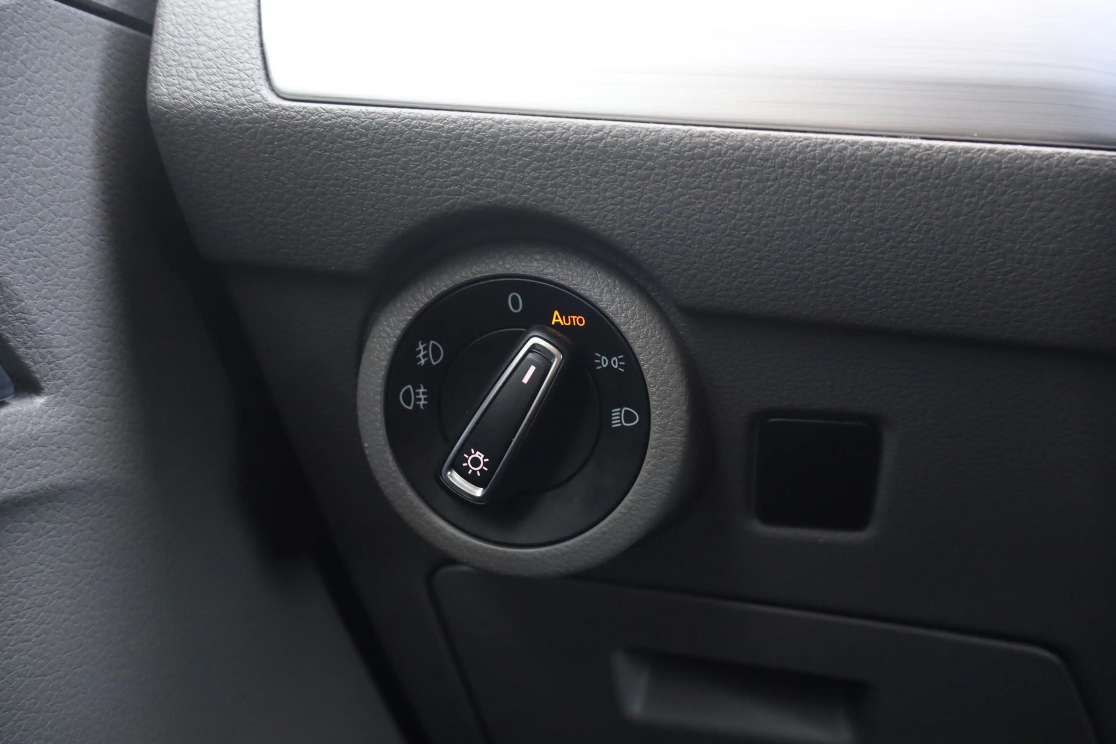 Volkswagen T6.1 Transporter 2.0 TDI L1H1 28 Bulli - NL Auto!! Adap Cruise I Ca — photo 26
